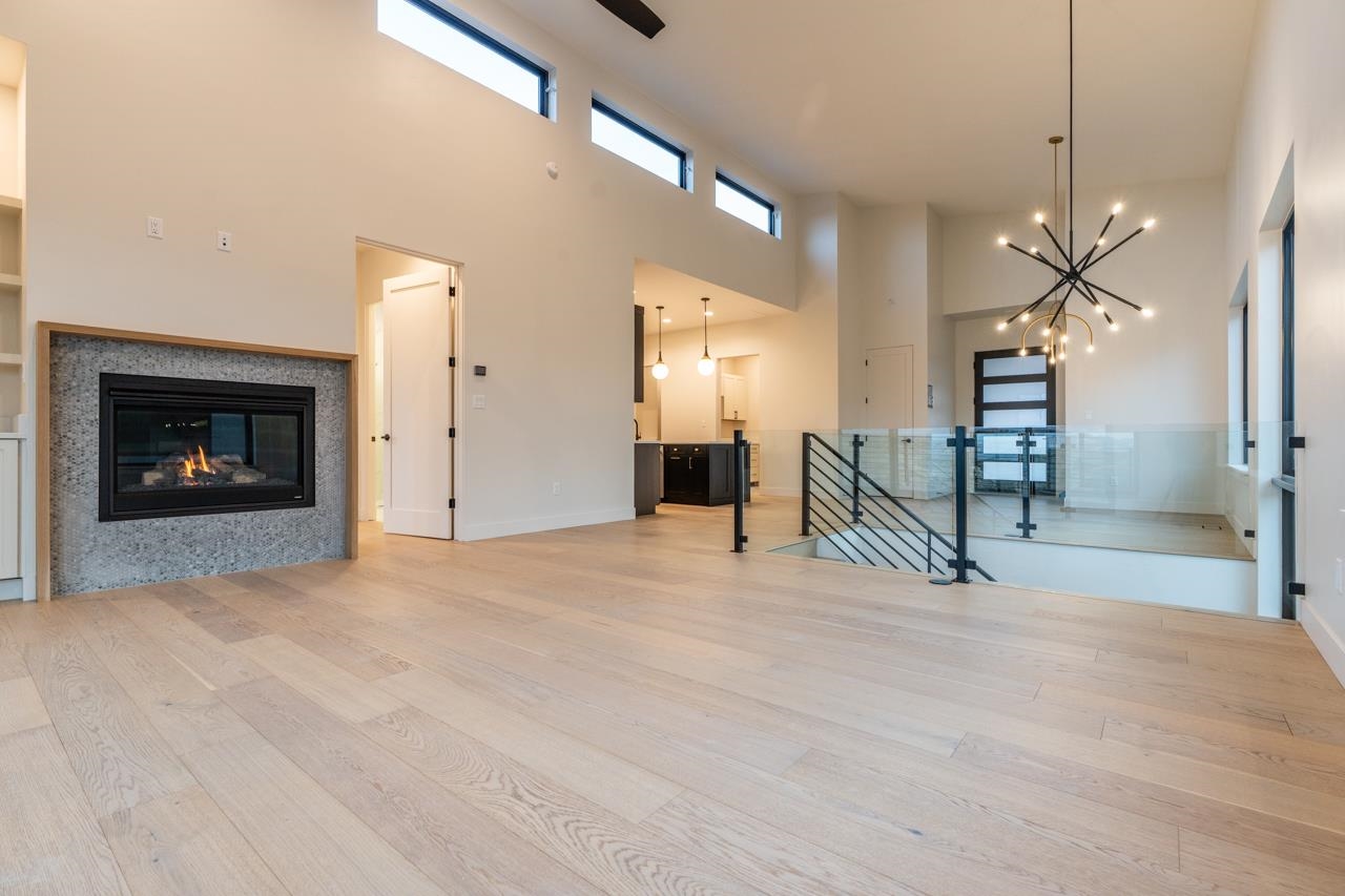 2322 LONETREE