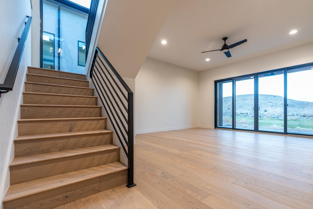 2322 LONETREE