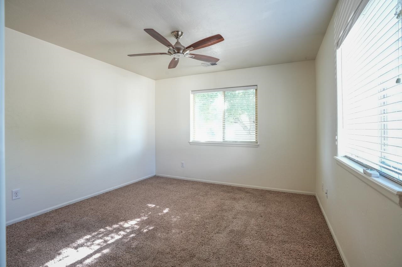 656 1/2 Serenity Lane