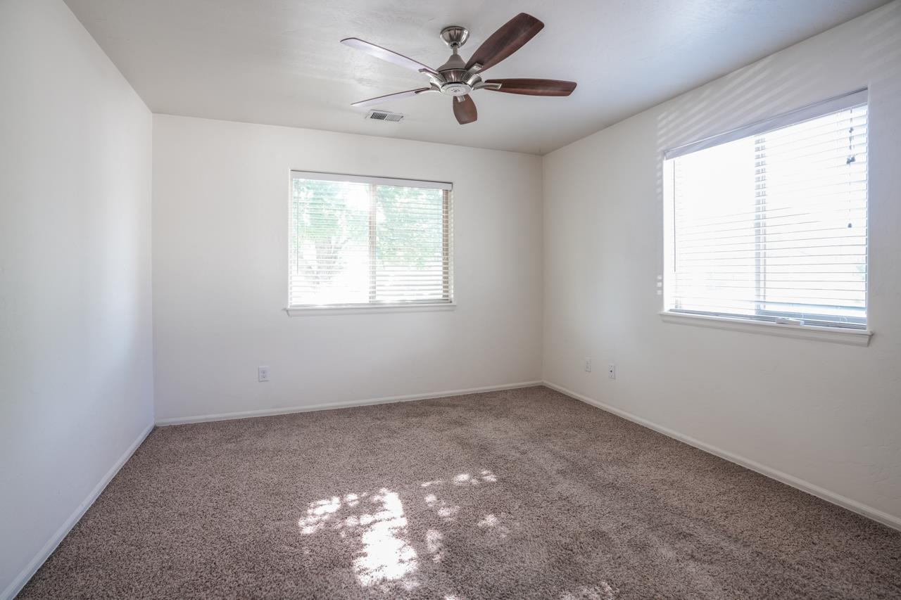 656 1/2 Serenity Lane