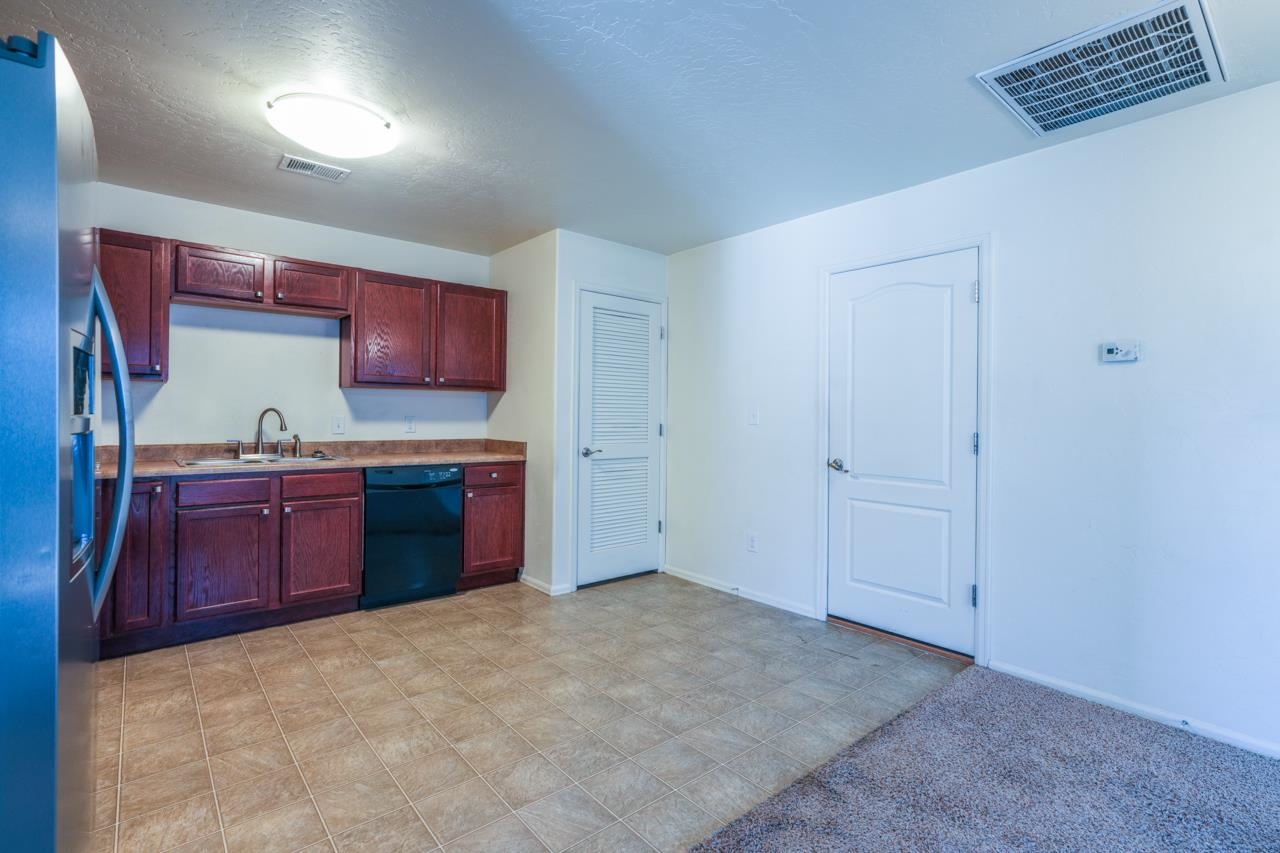 656 1/2 Serenity Lane