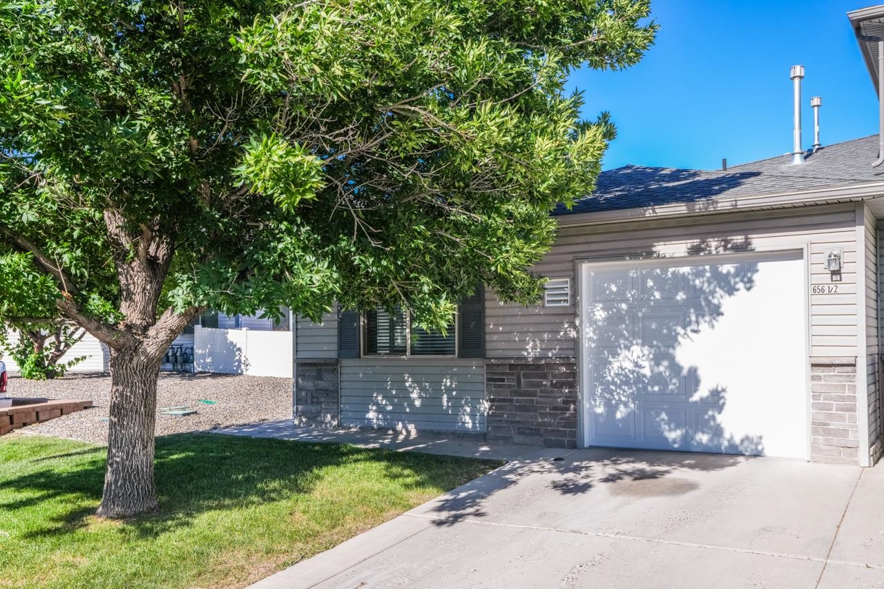 656 1/2 Serenity Lane