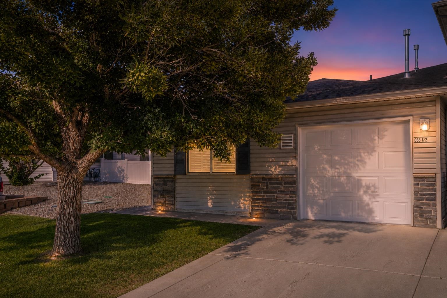 656 1/2 Serenity Lane