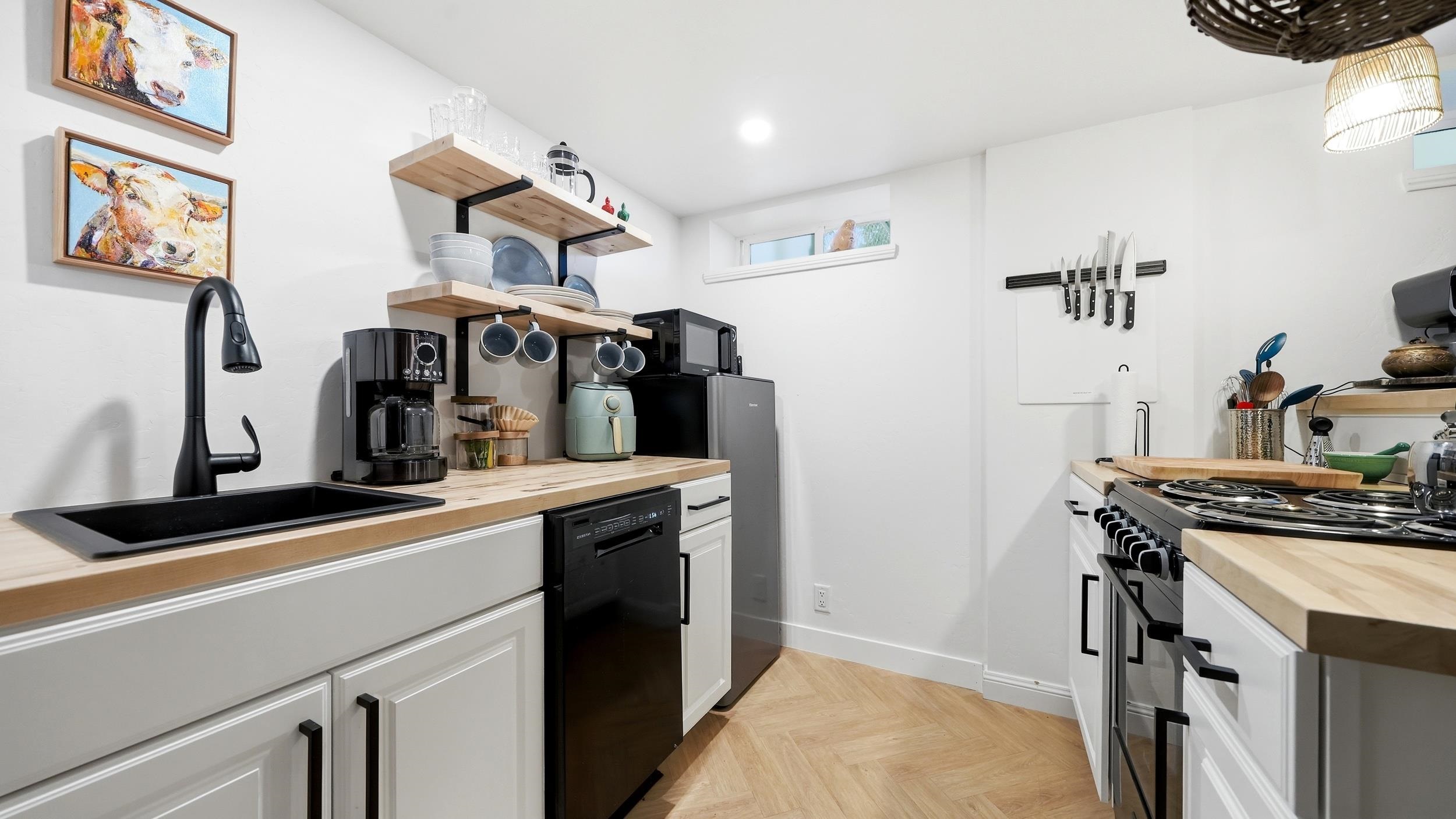 239 W 5th Street