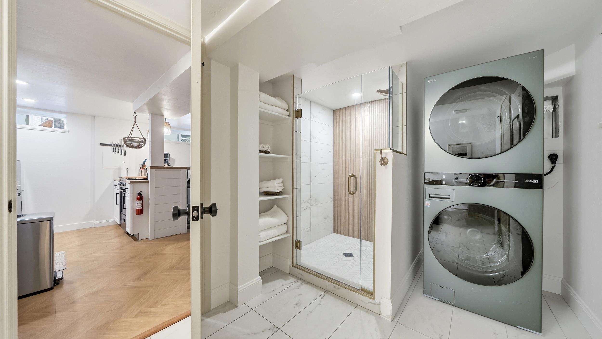 239 W 5th Street
