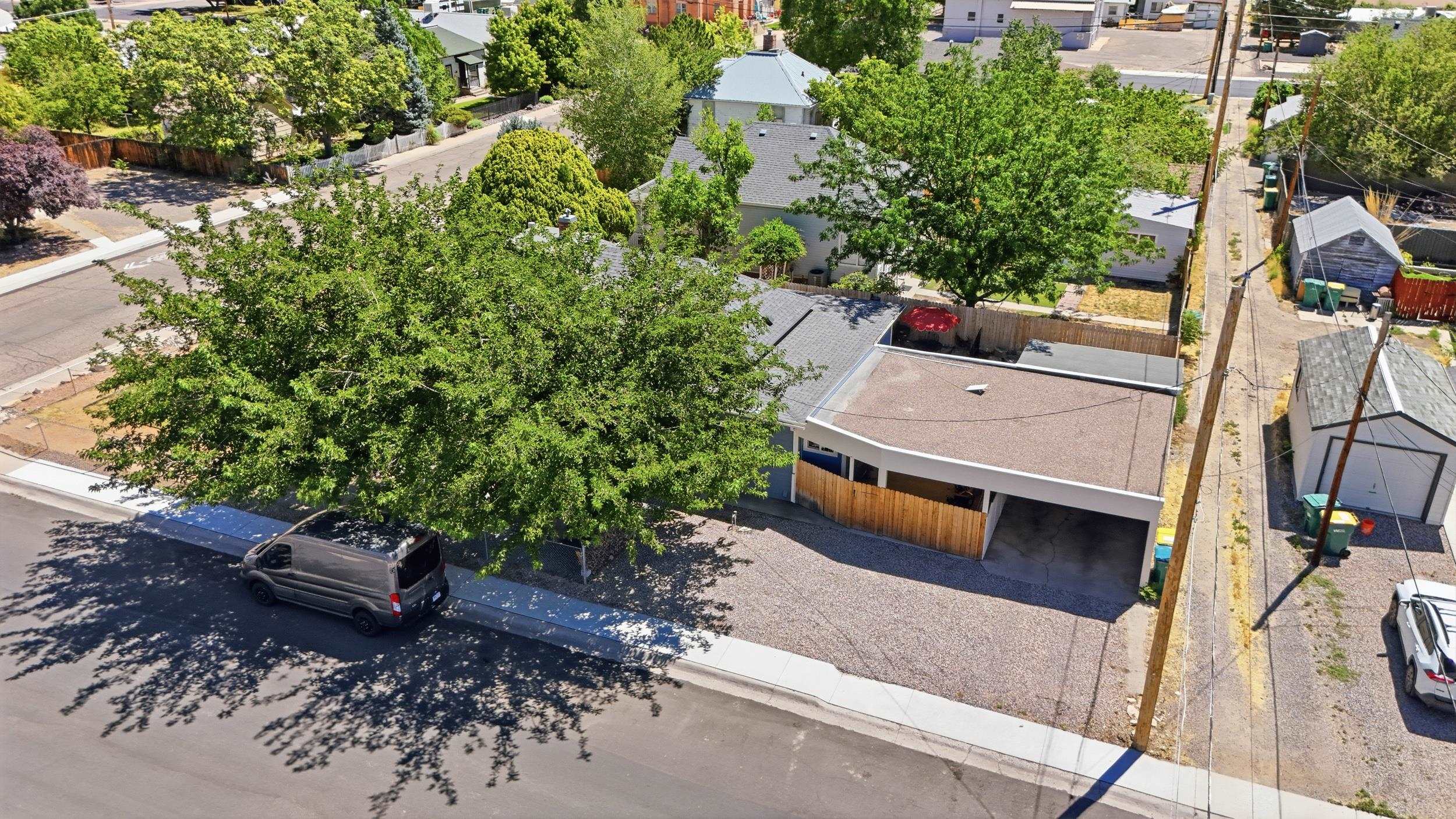 239 W 5th Street