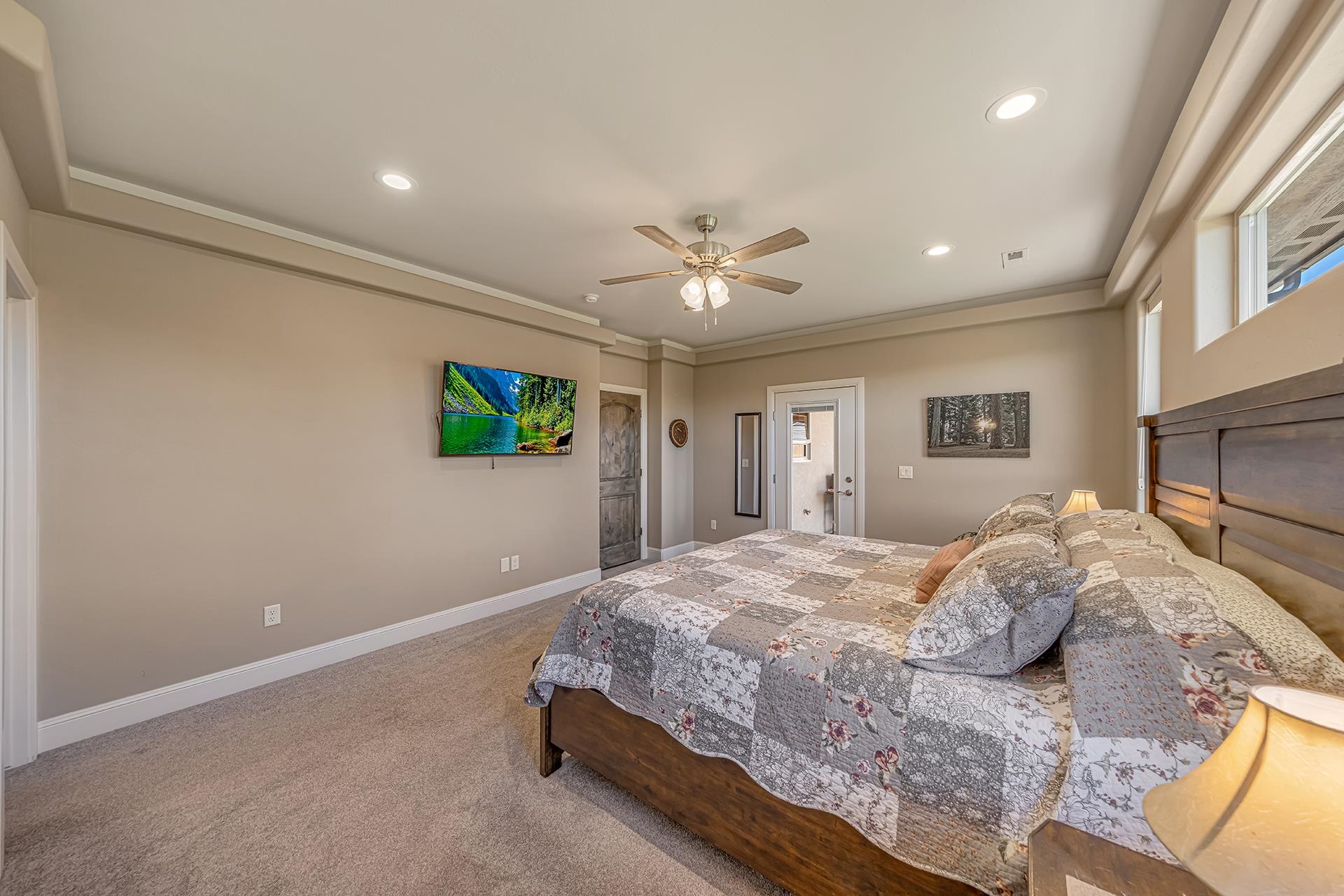 852 Fire Agate Lane