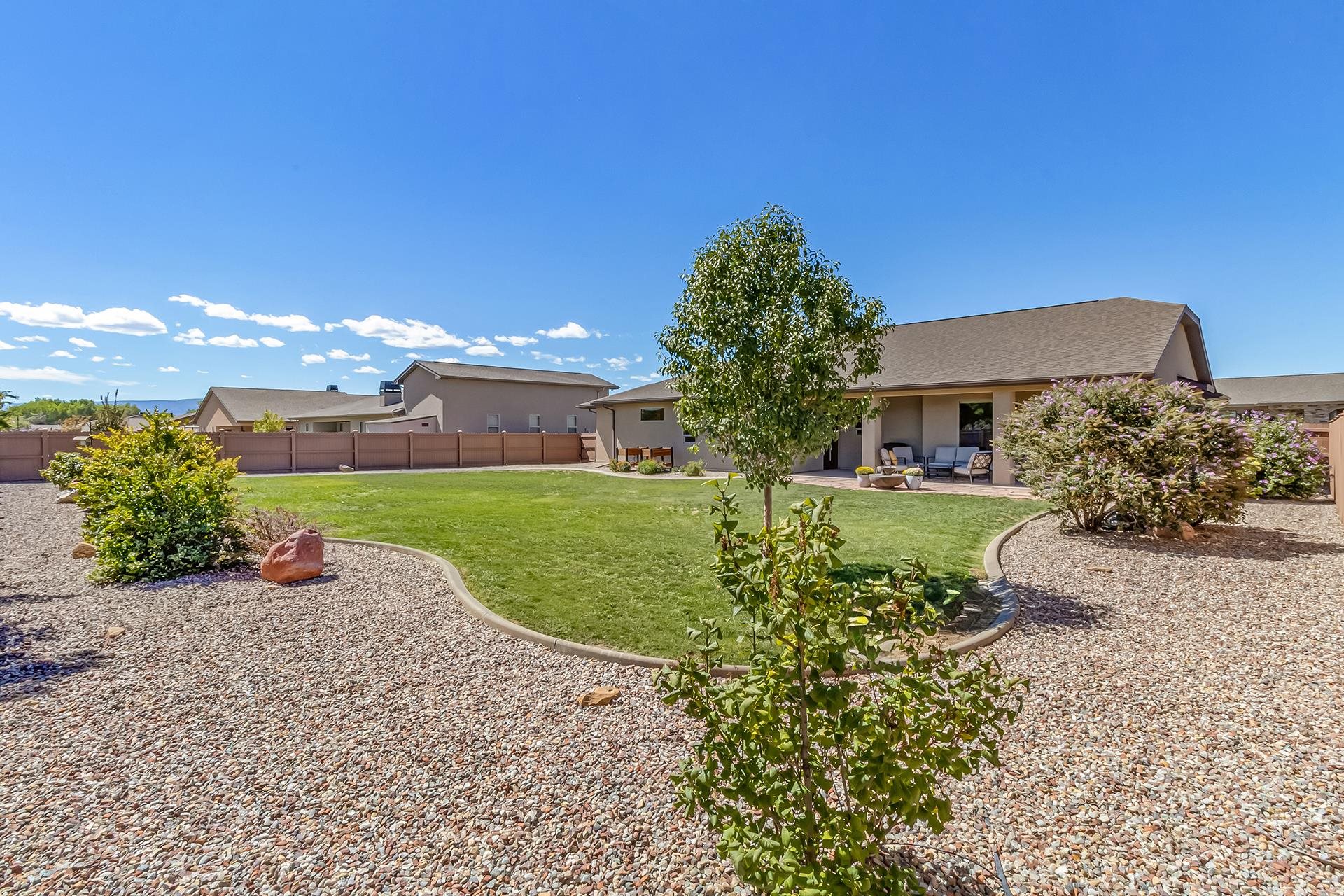 852 Fire Agate Lane