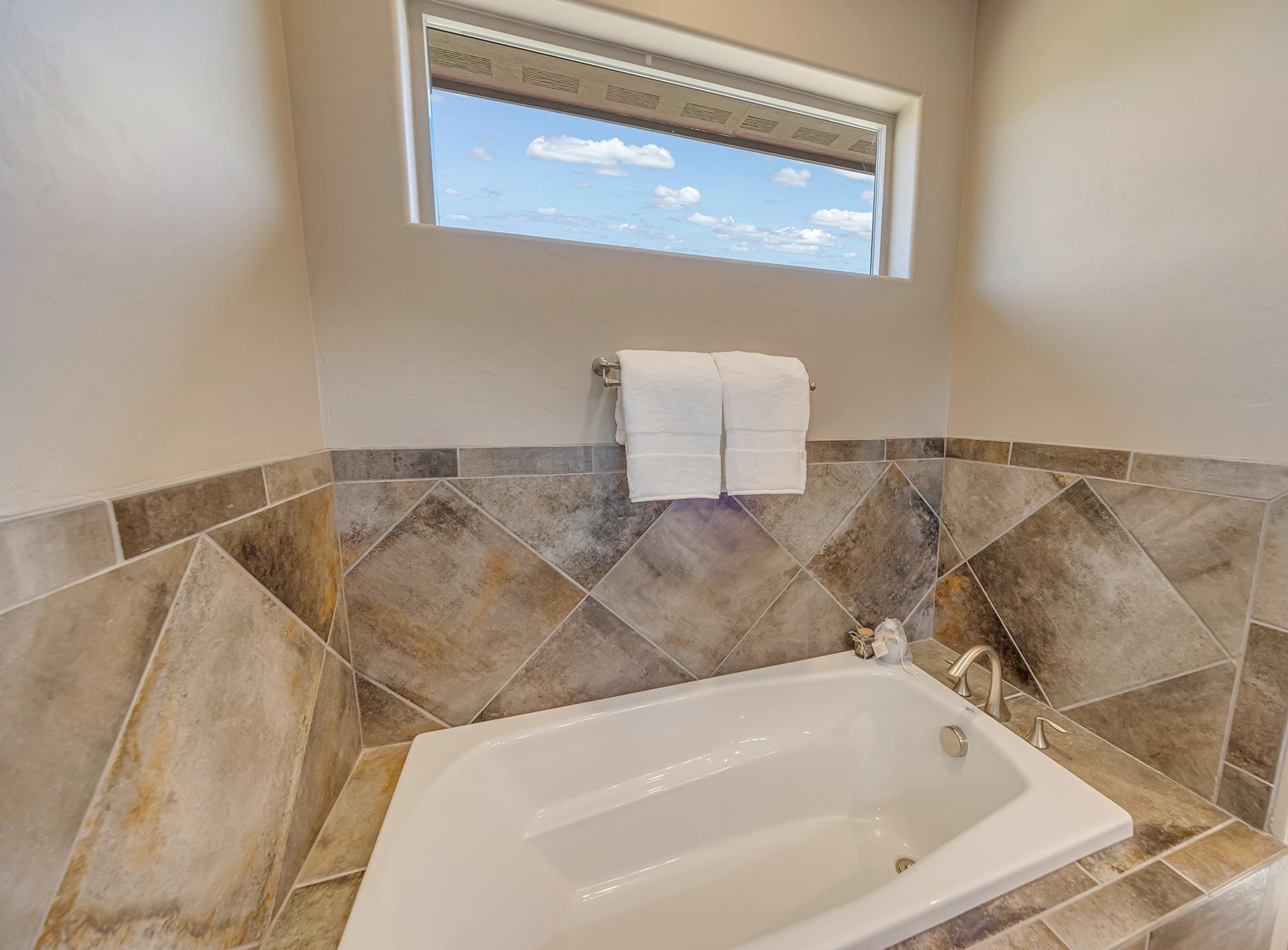 852 Fire Agate Lane
