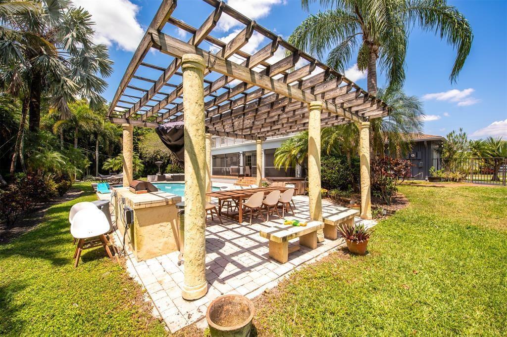 11650 SW 1st Street