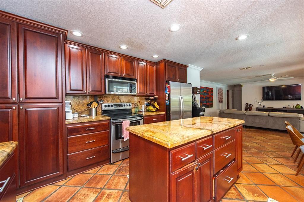 11650 SW 1st Street