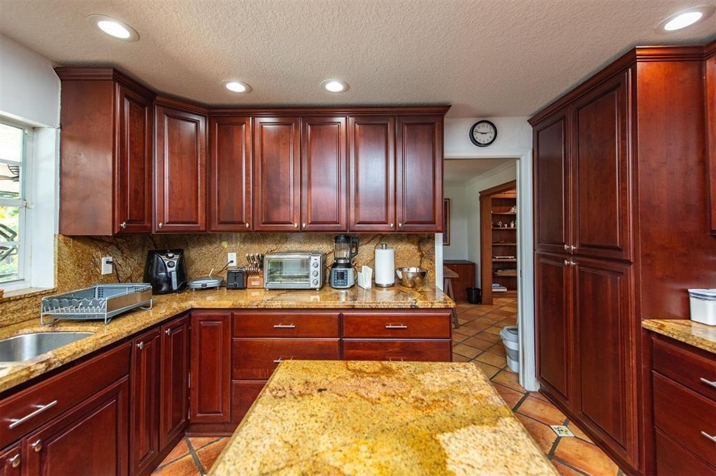 11650 SW 1st Street
