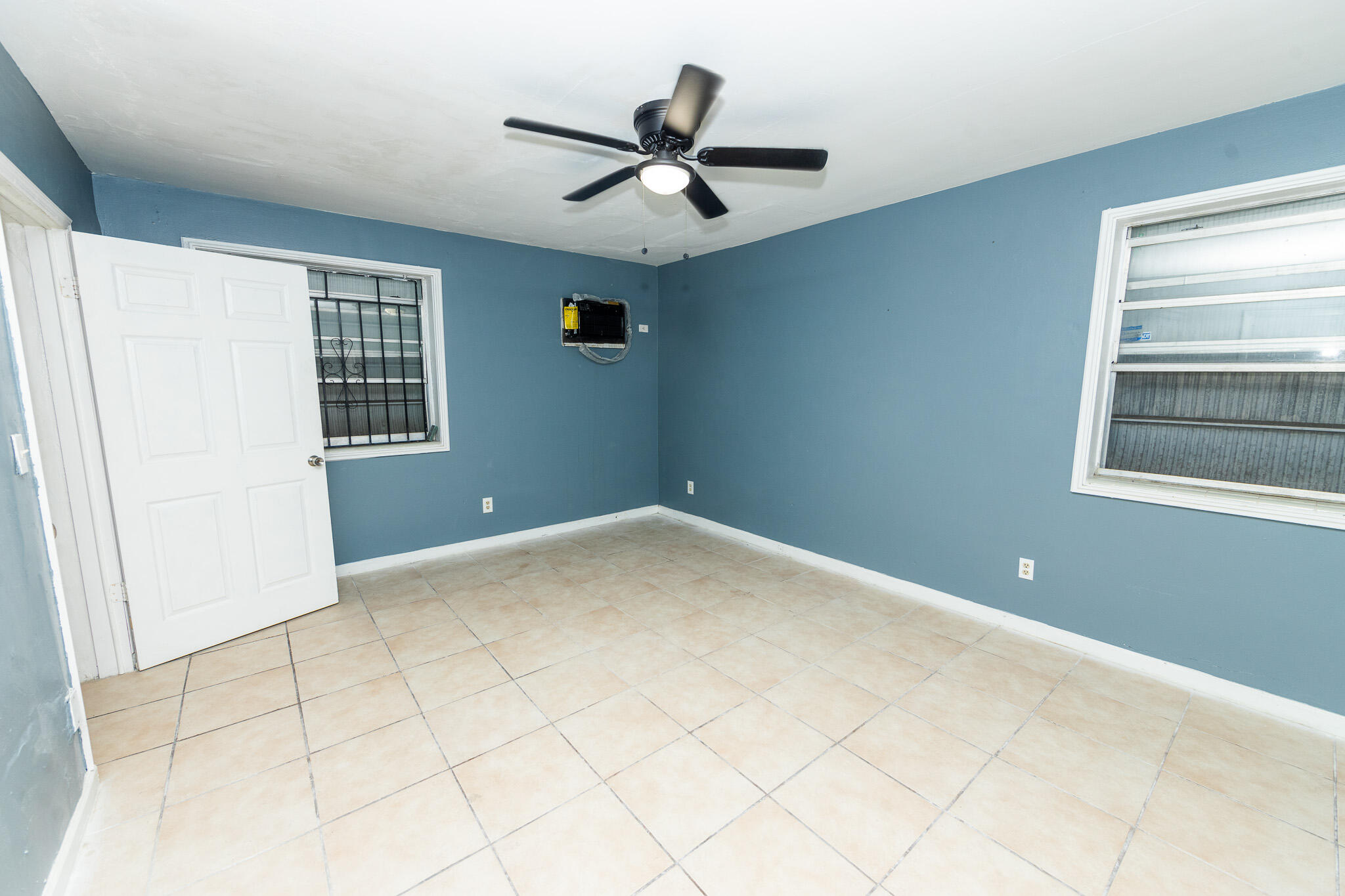 1230 NW 180th Terrace