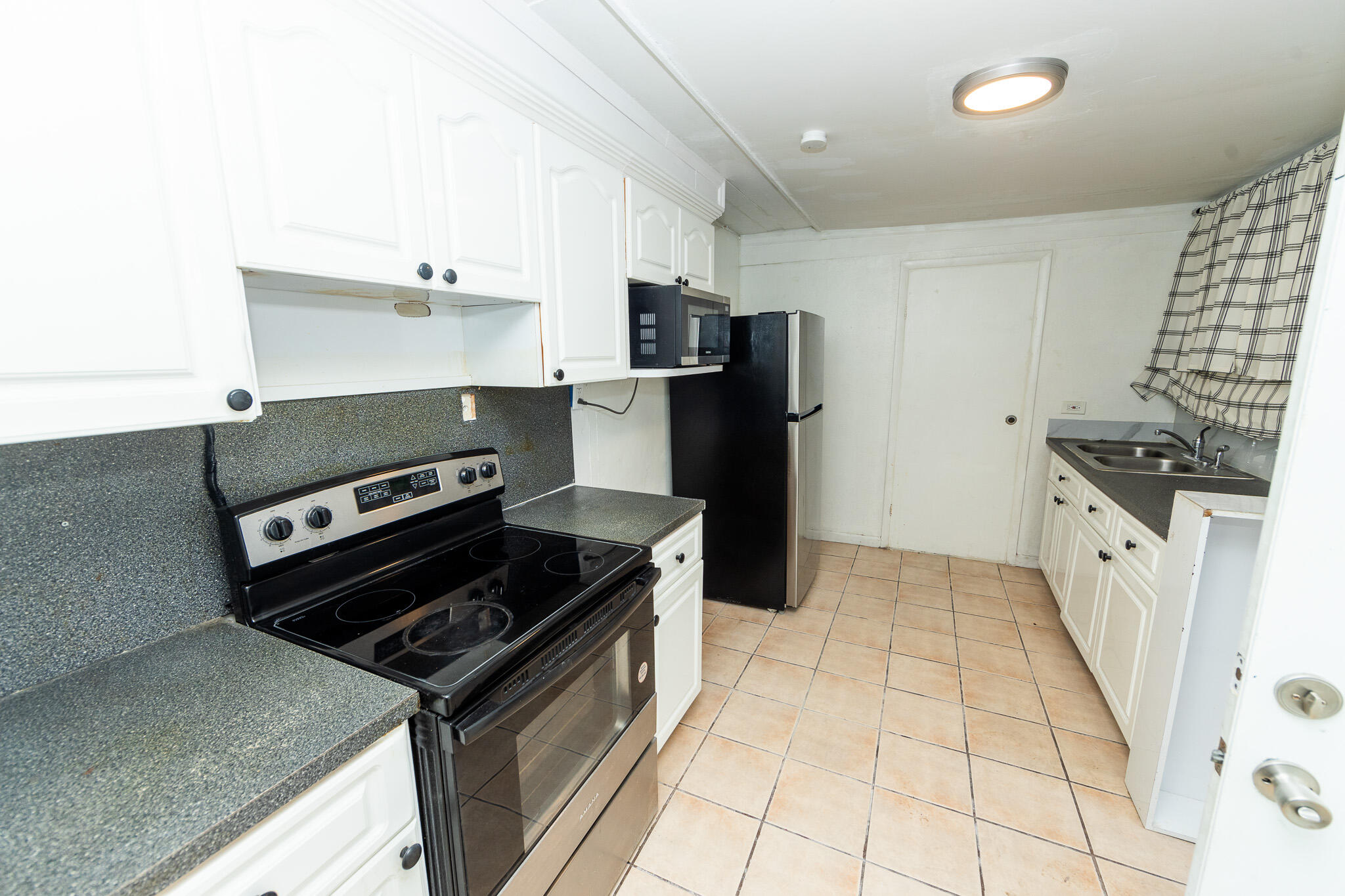 1230 NW 180th Terrace