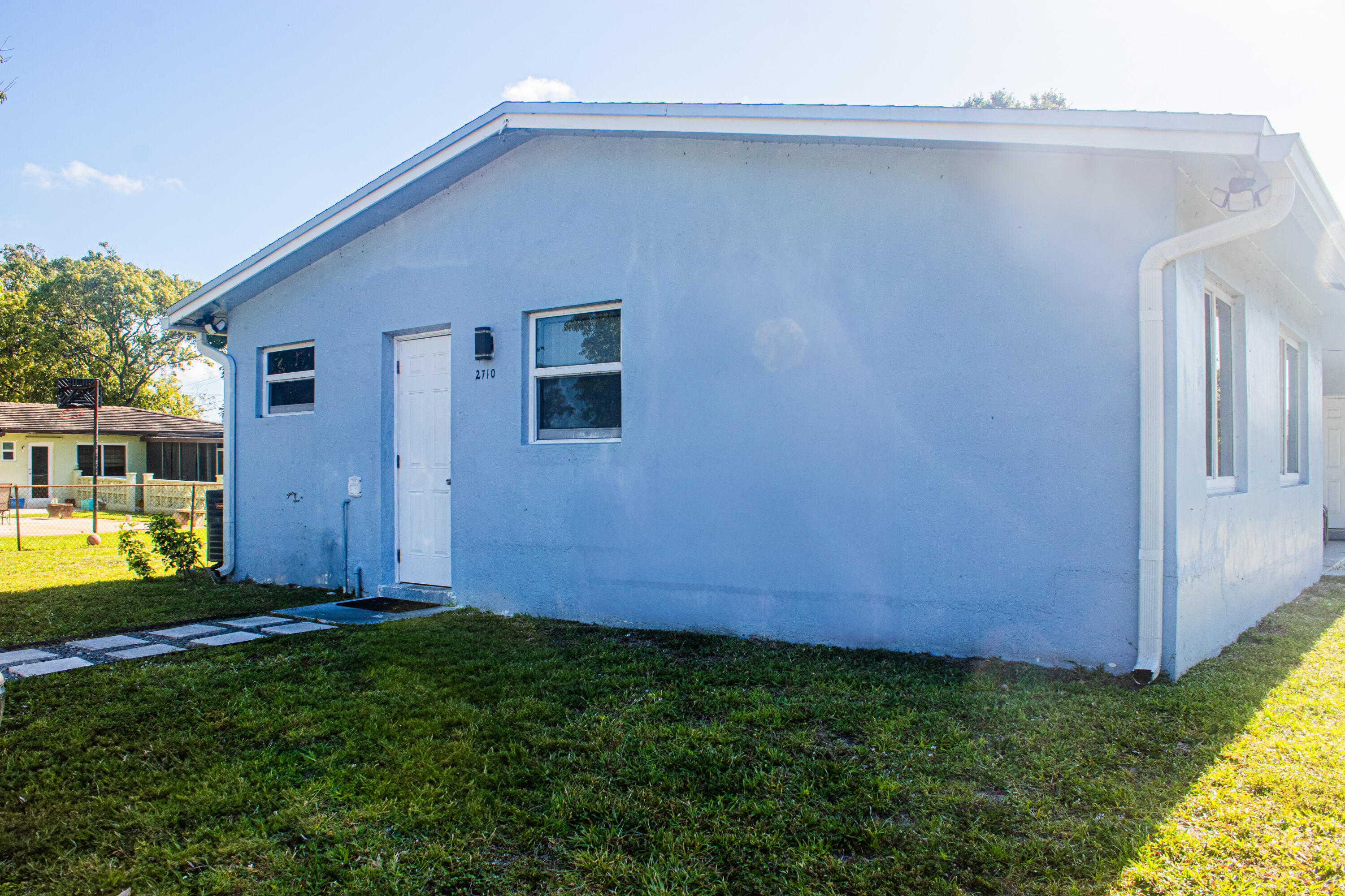 2710 NW 24th Avenue 1-2