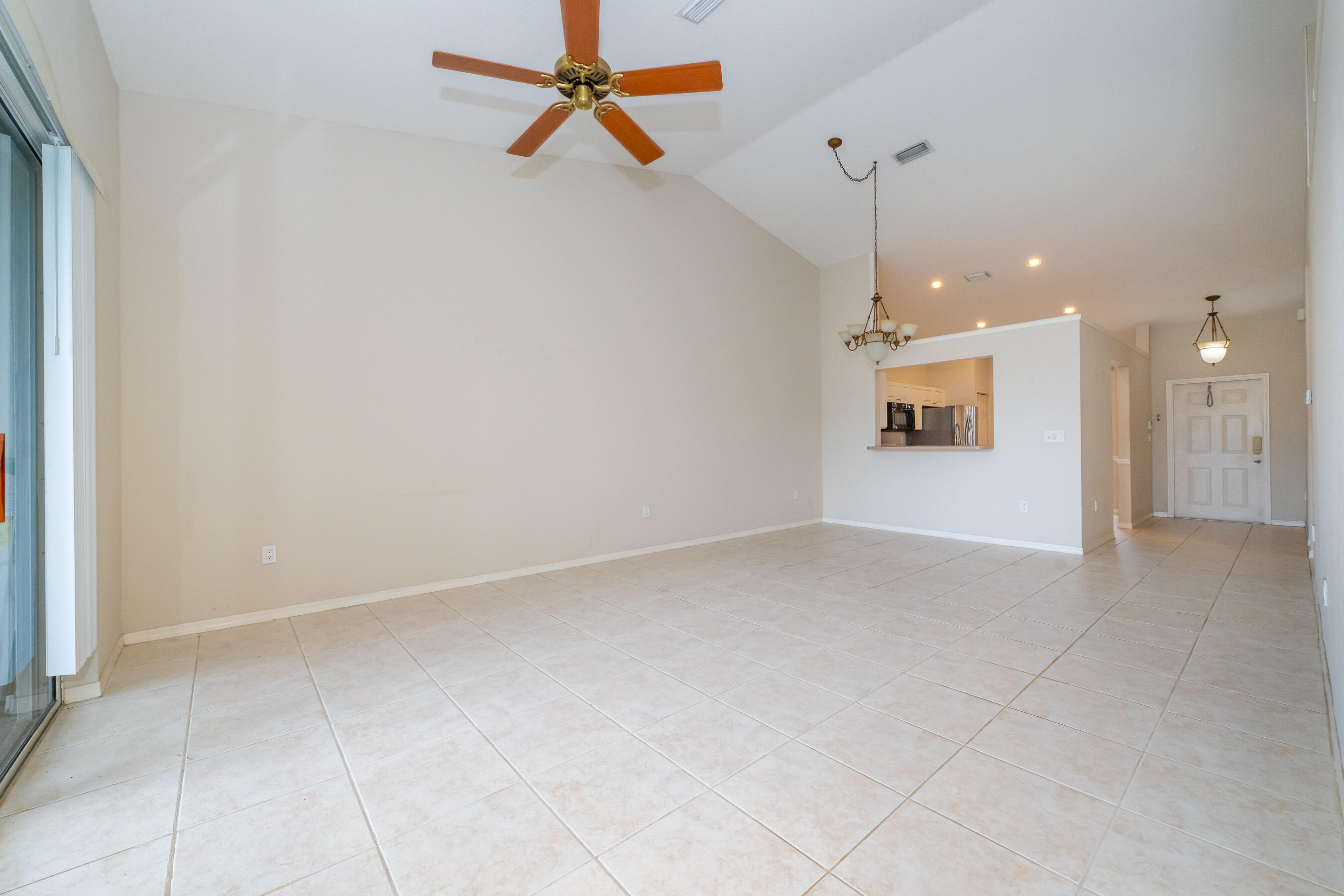 2590 E Aragon Boulevard 2