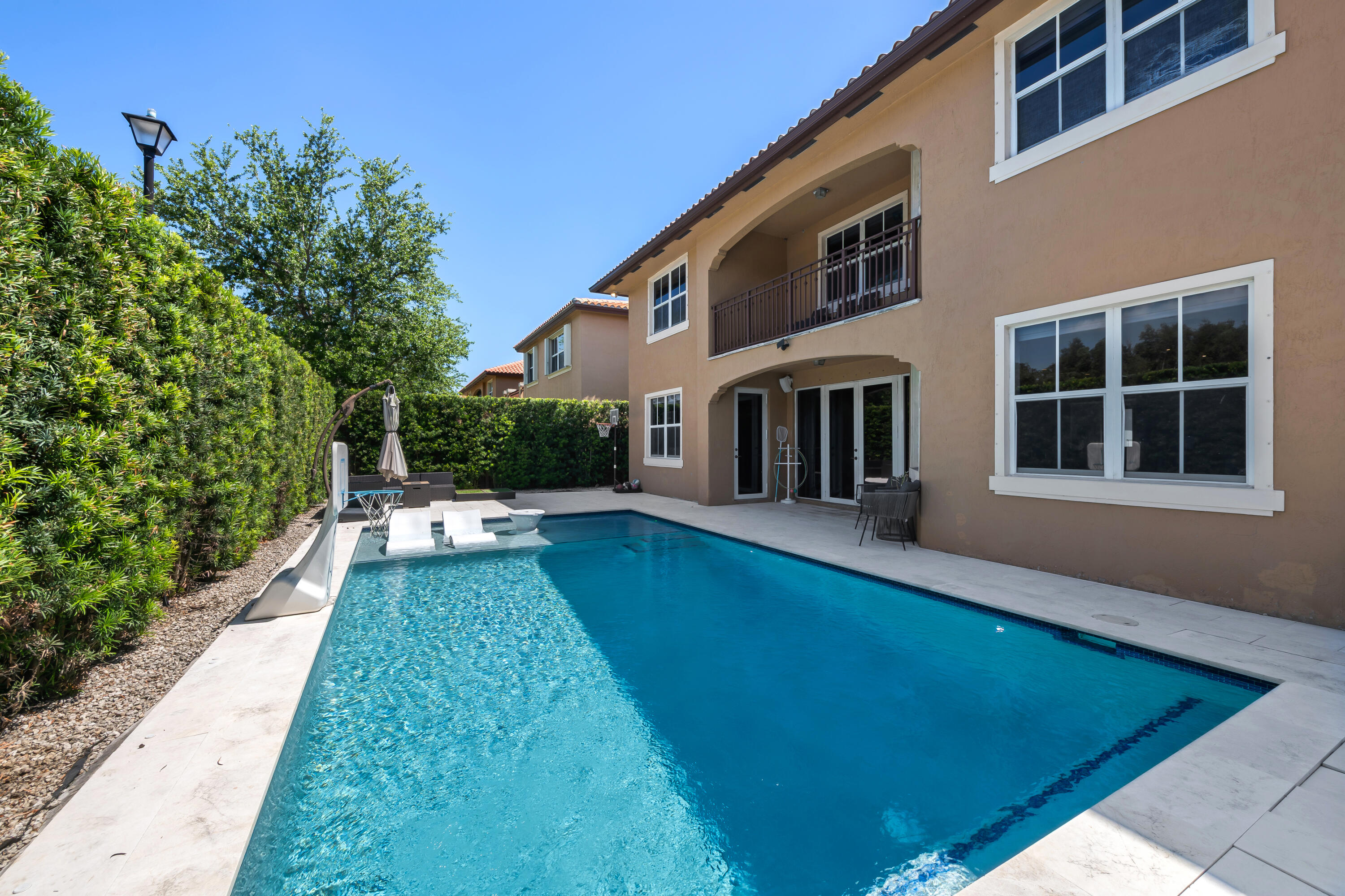 2760 SW 156th Place