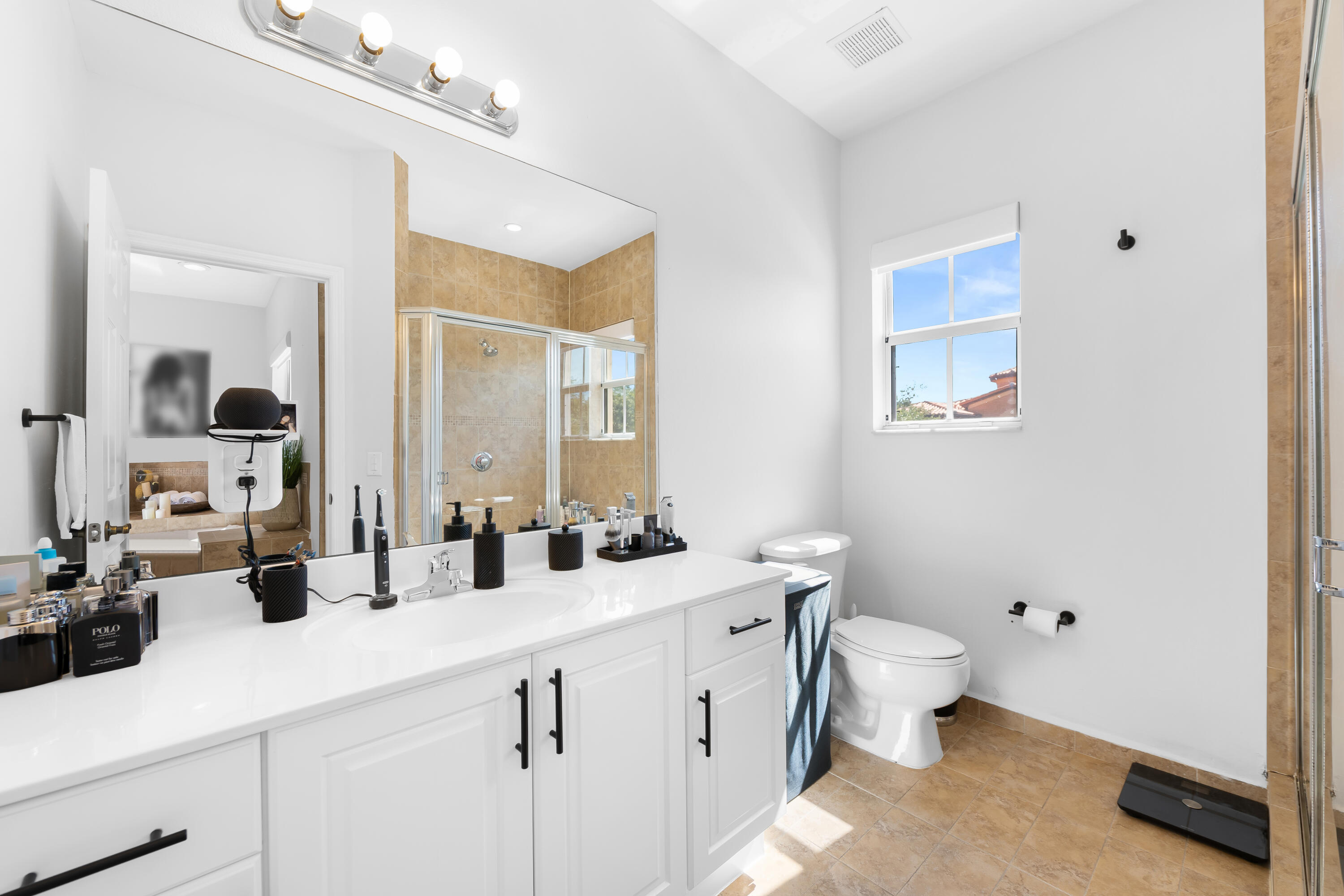 2760 SW 156th Place