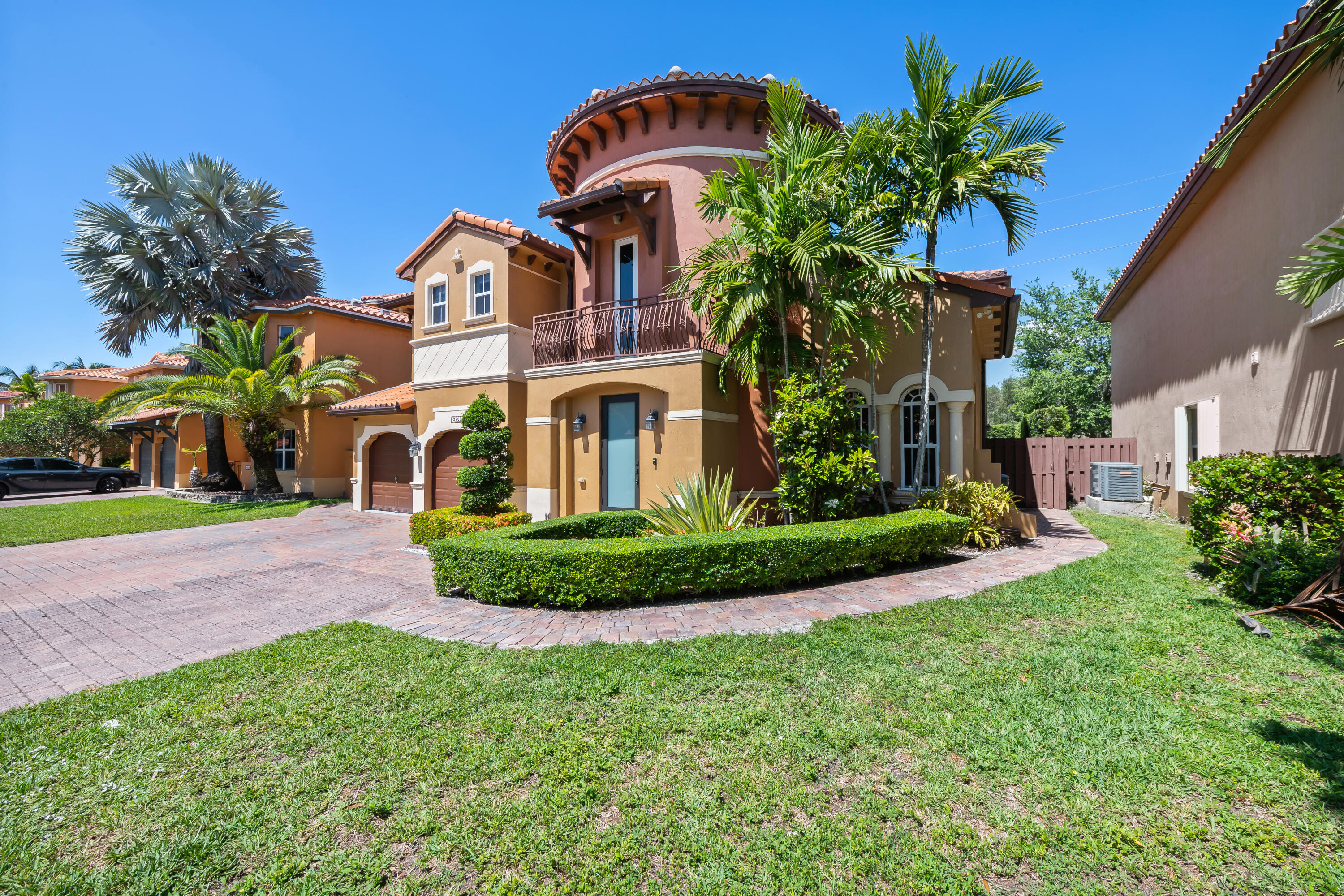 2760 SW 156th Place