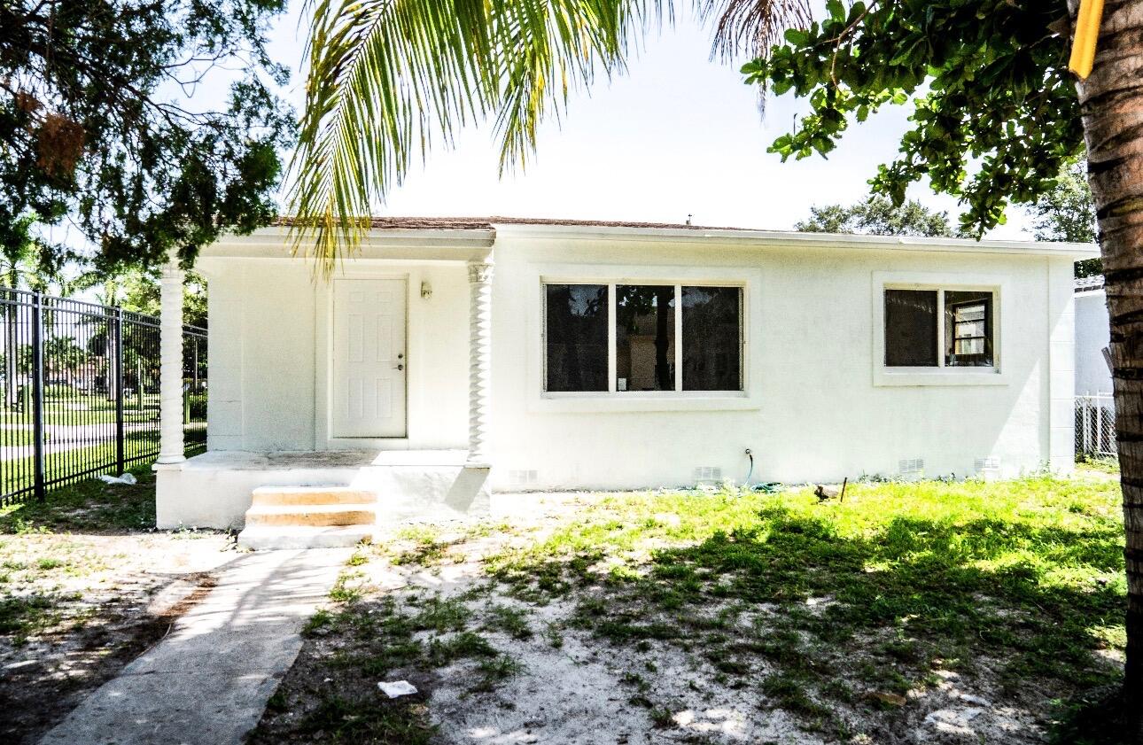 841 NW 116th Terrace
