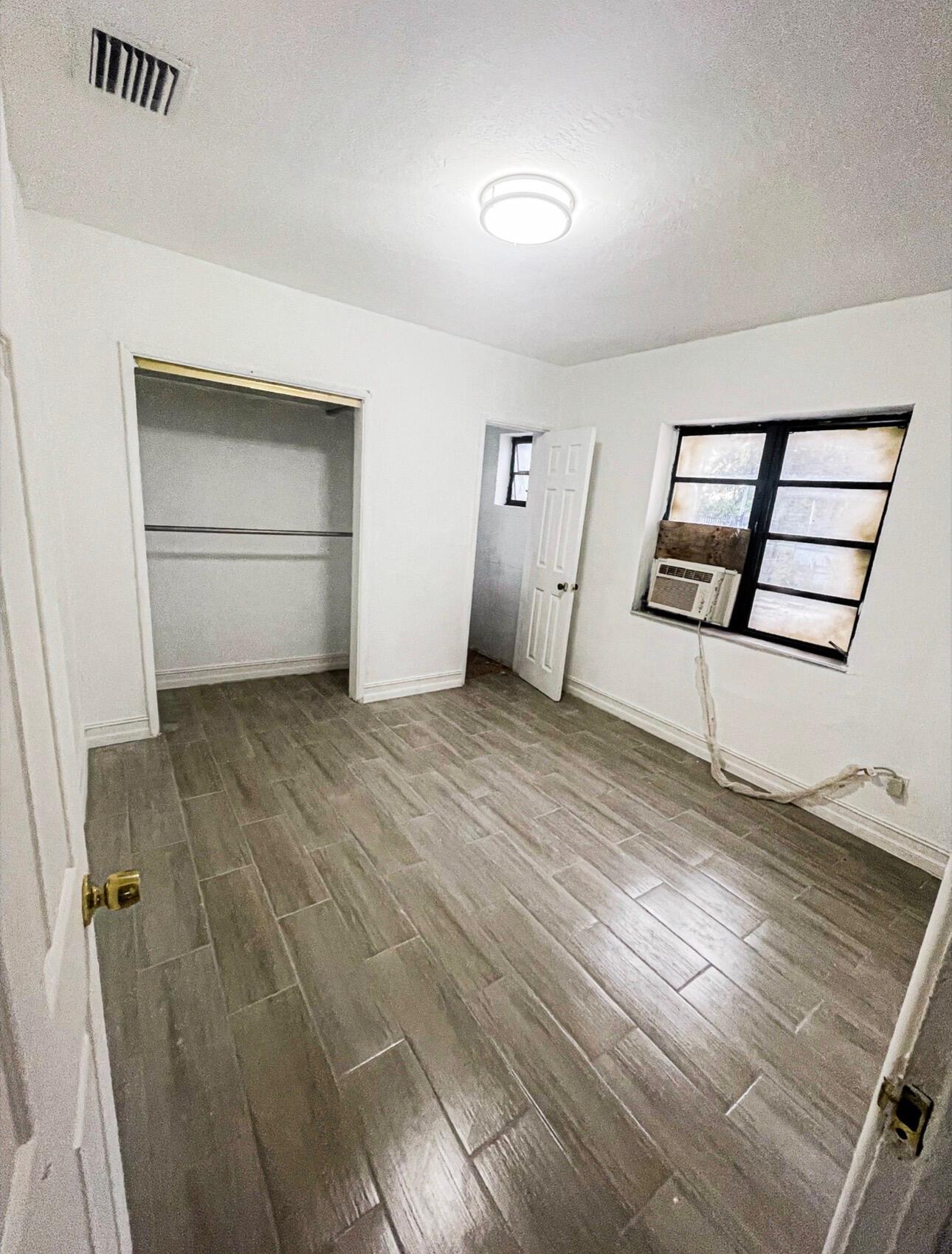 841 NW 116th Terrace