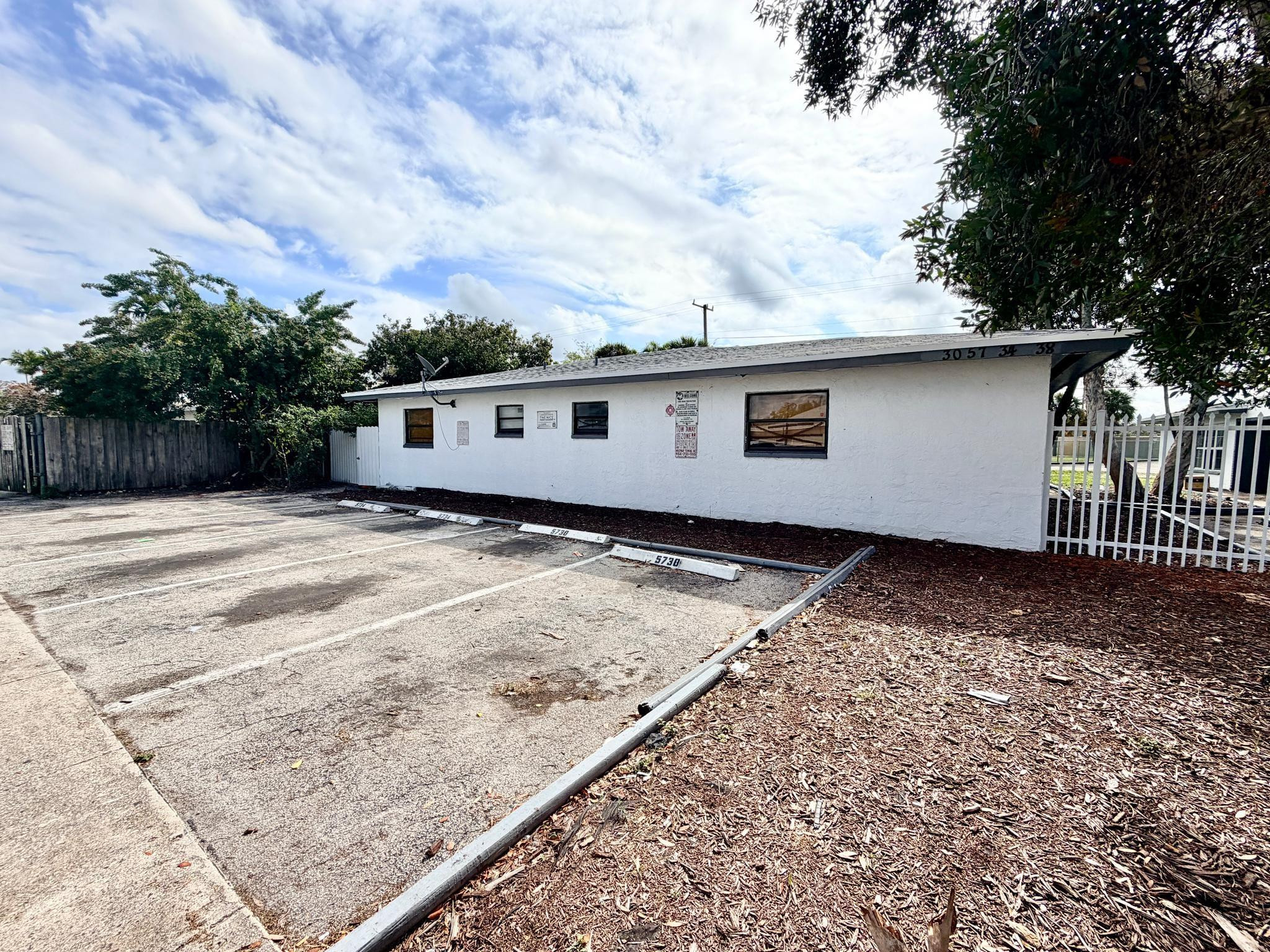 5730 NW 27th Court