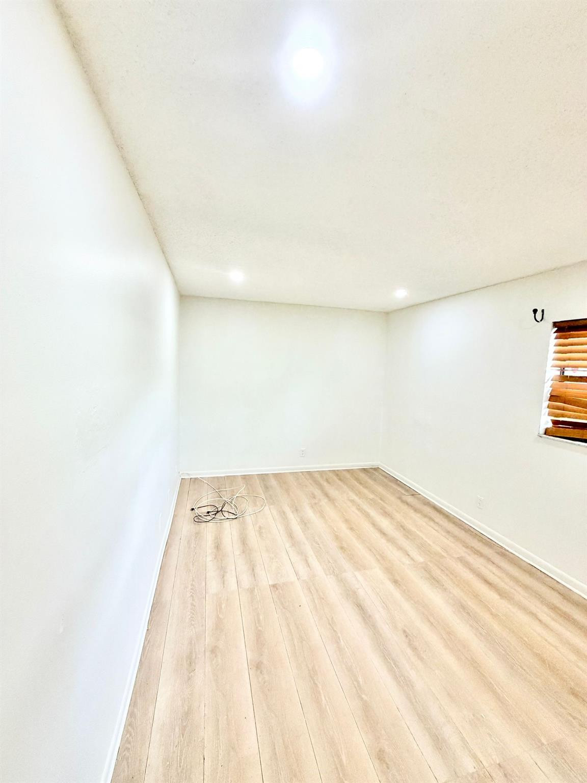 5730 NW 27th Court
