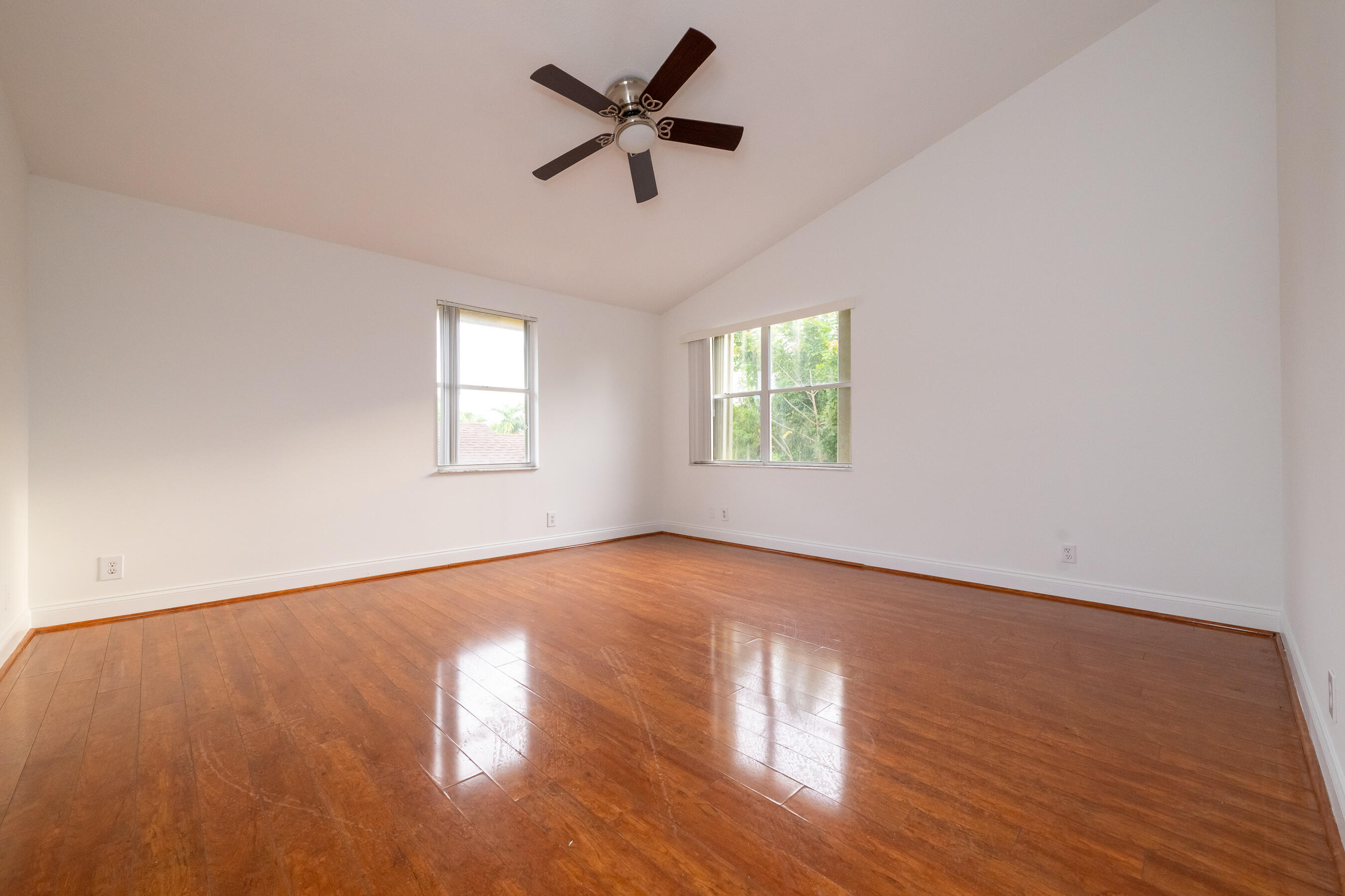 2379 NW 33rd Terrace