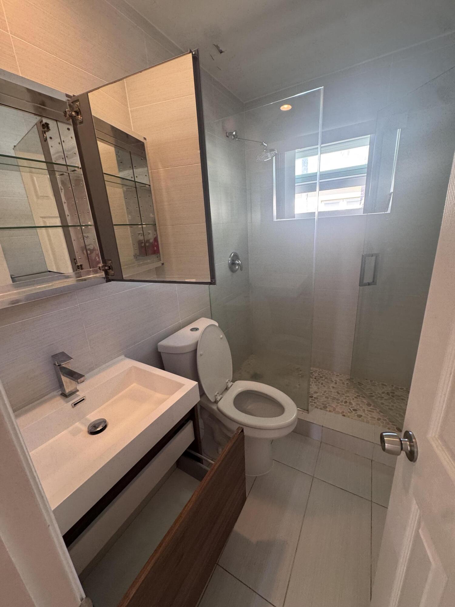 570 NE 64th Street Unit 4