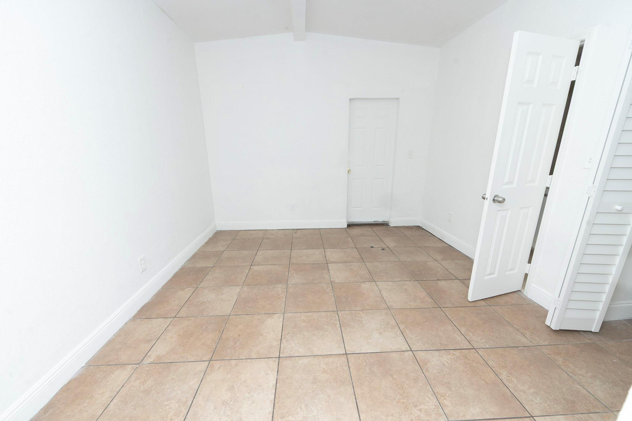 205 NW 33rd Avenue