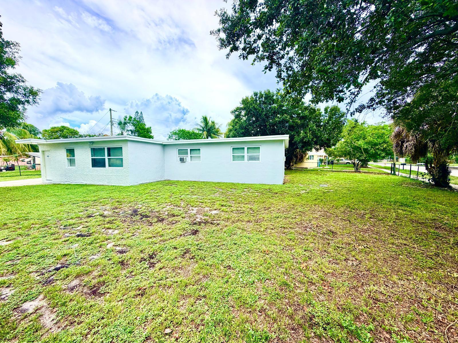 205 NW 33rd Avenue