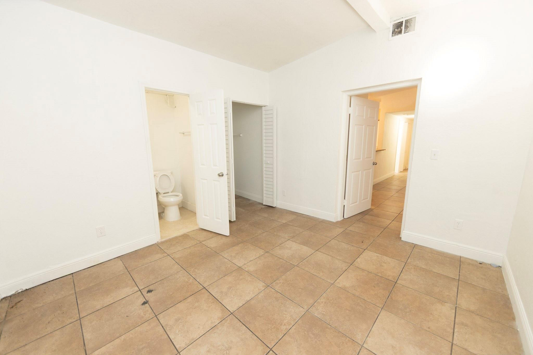 205 NW 33rd Avenue