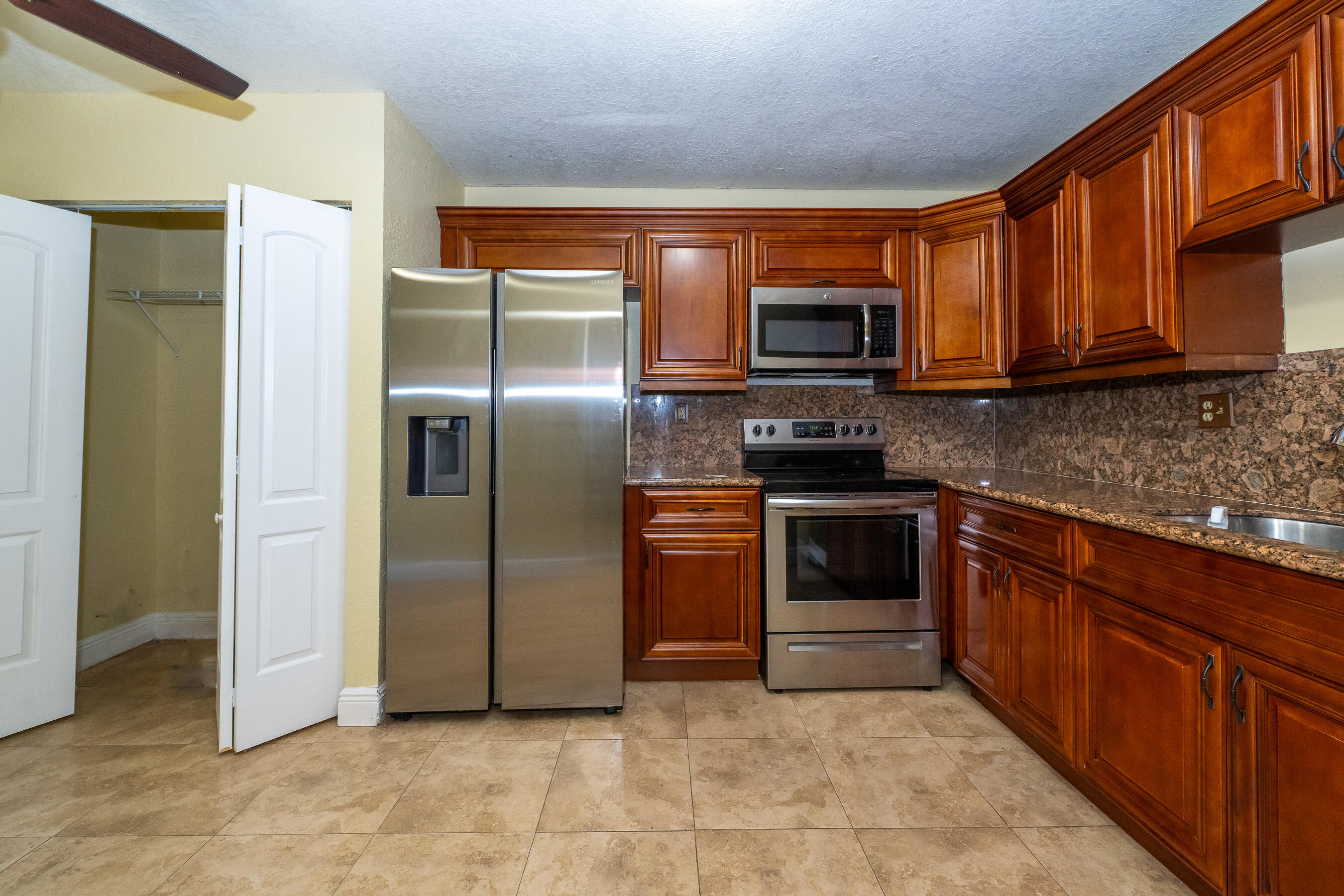 6020 NW 3rd Street 6020
