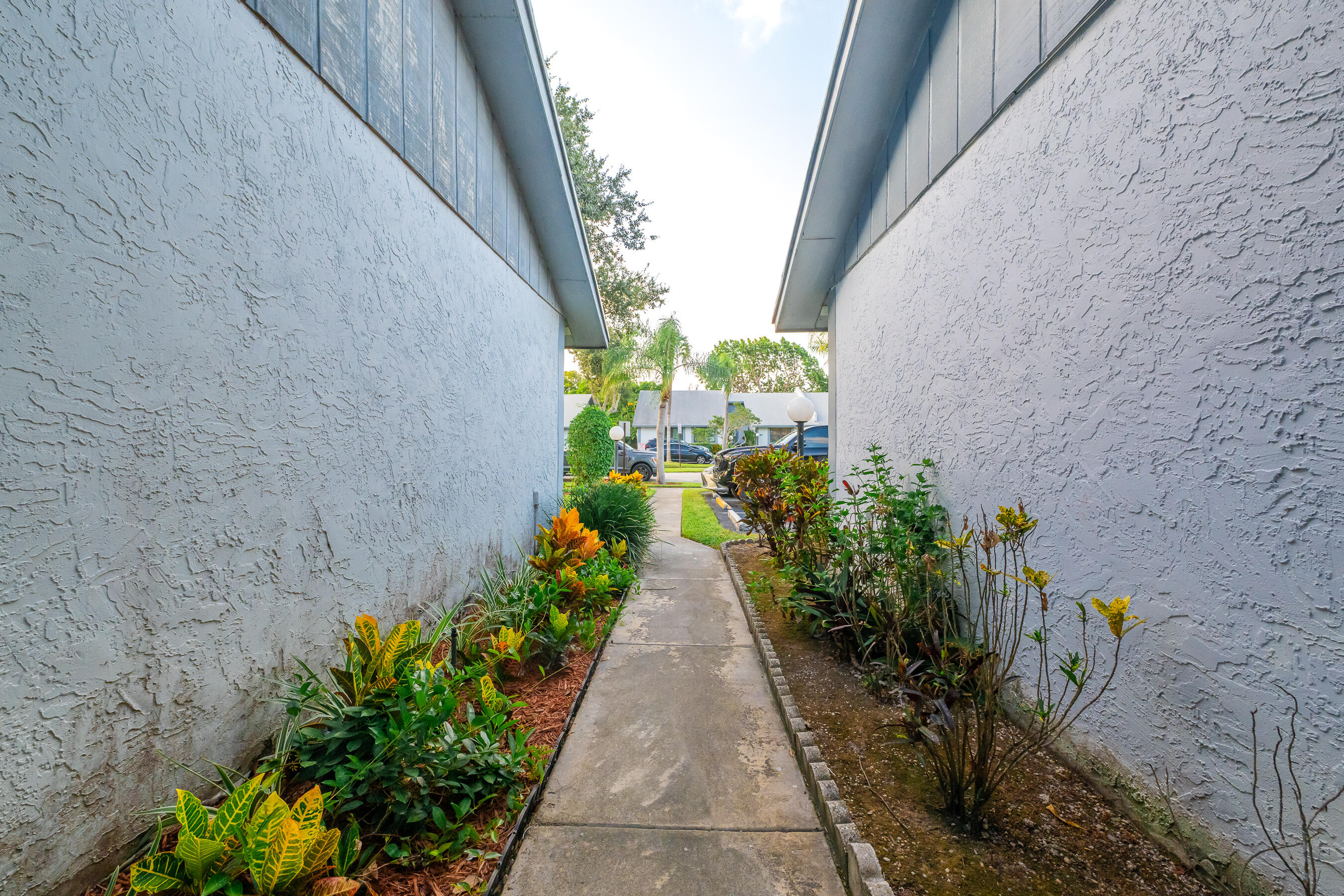 6020 NW 3rd Street 6020