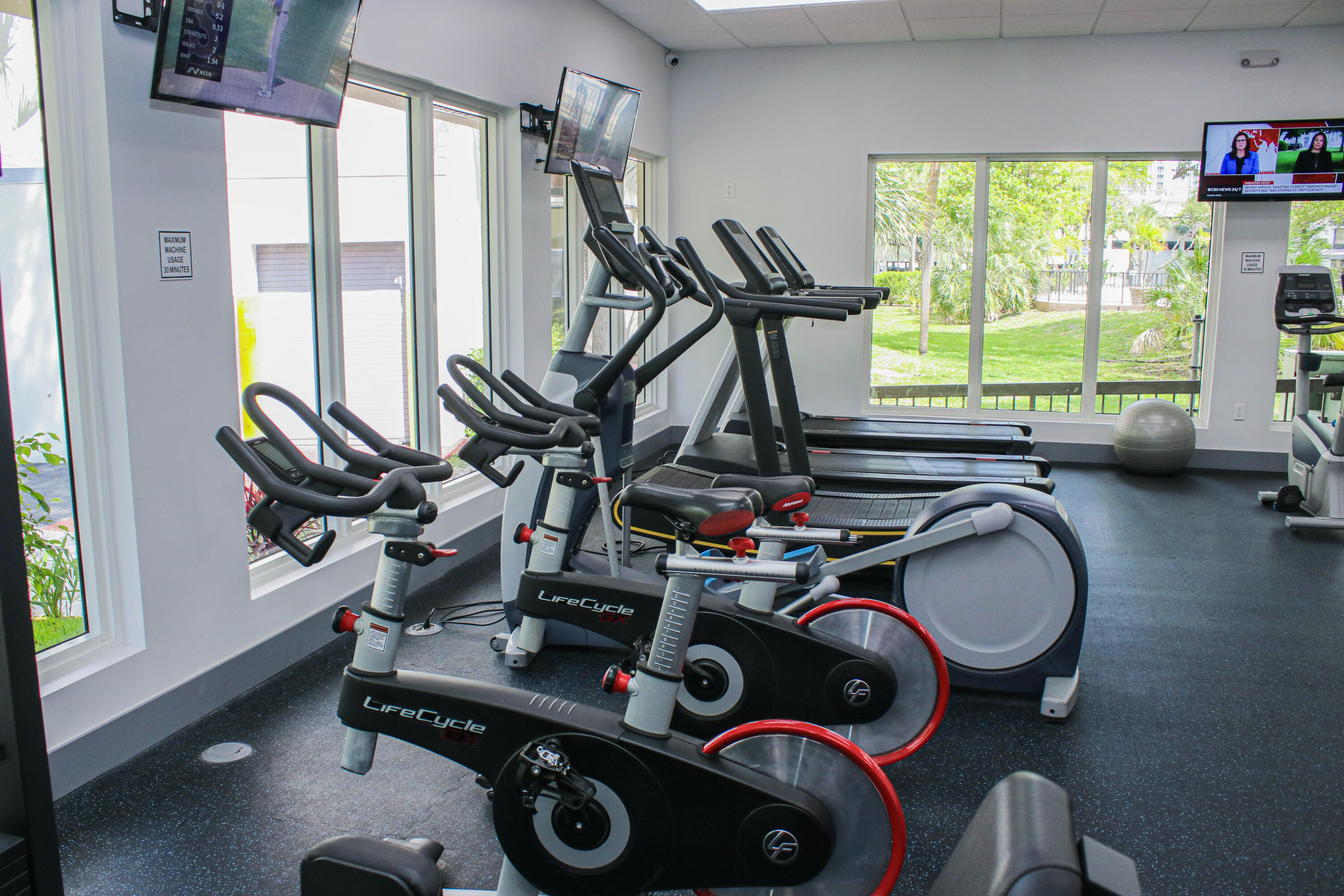 17011 N BAY Road 104