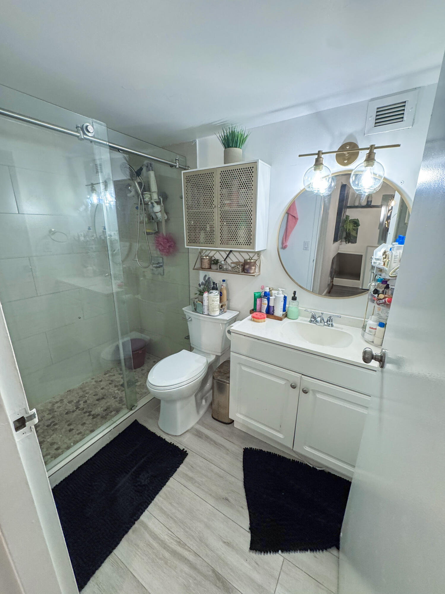 17011 N BAY Road 104