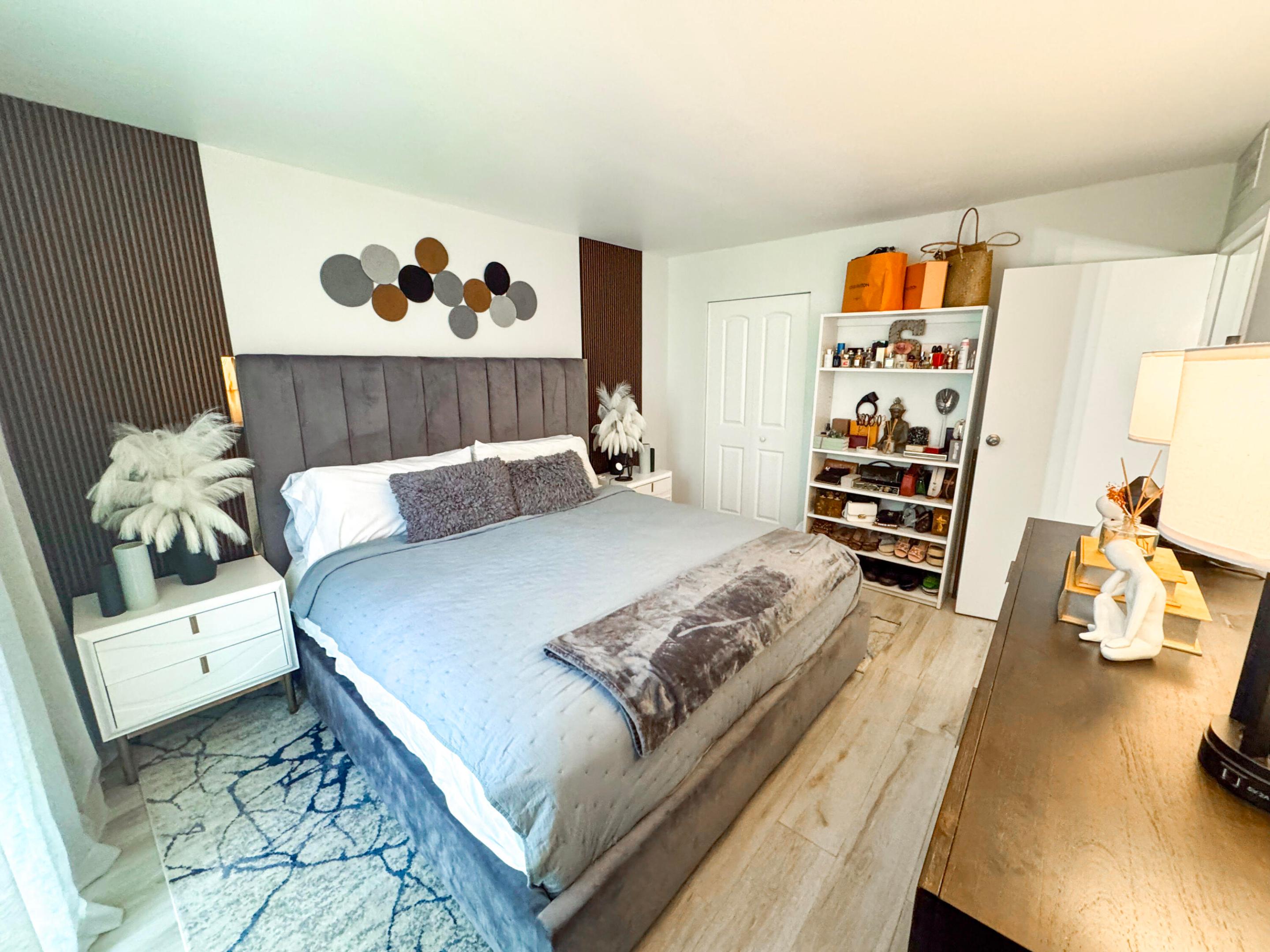 17011 N BAY Road 104
