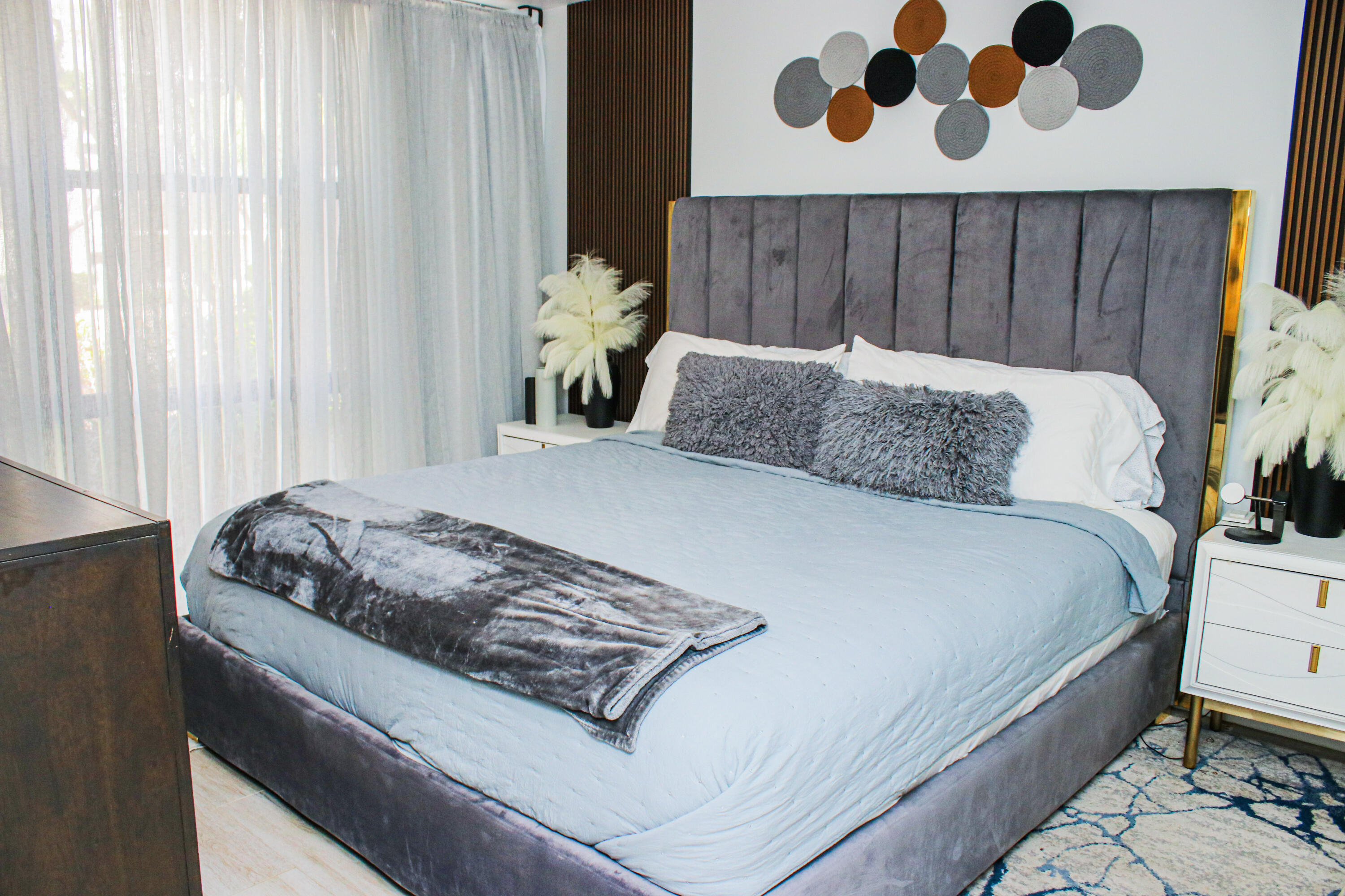 17011 N BAY Road 104