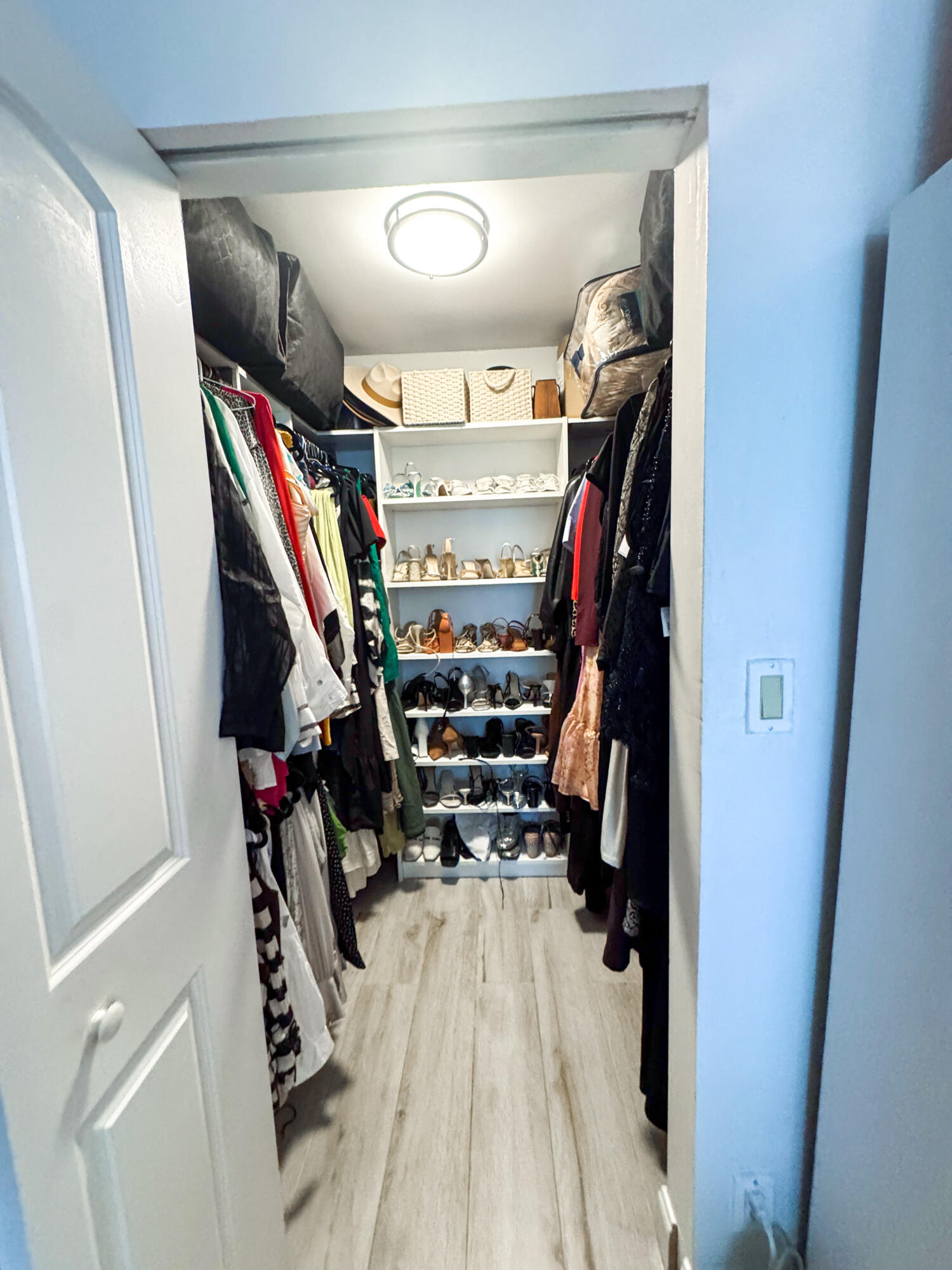 17011 N BAY Road 104