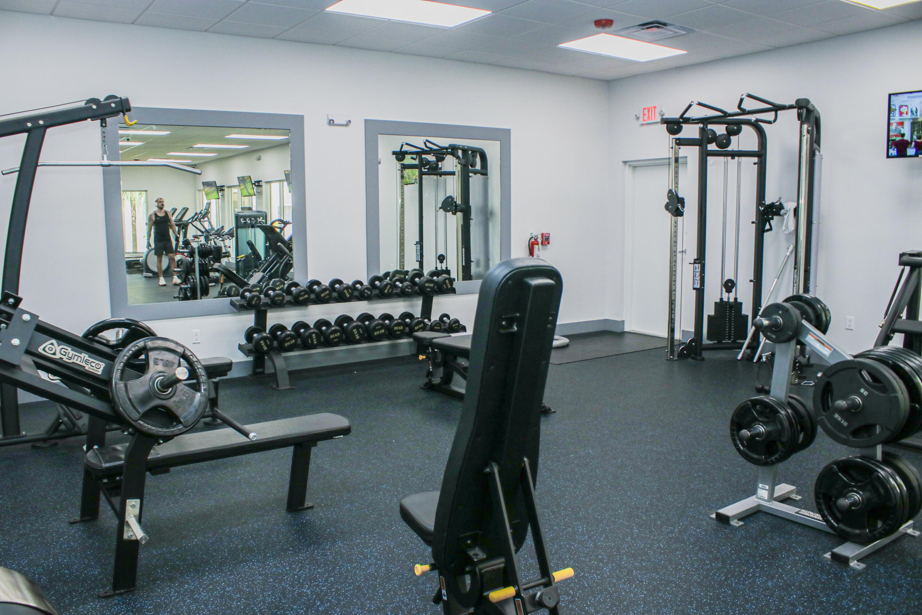 17011 N BAY Road 104