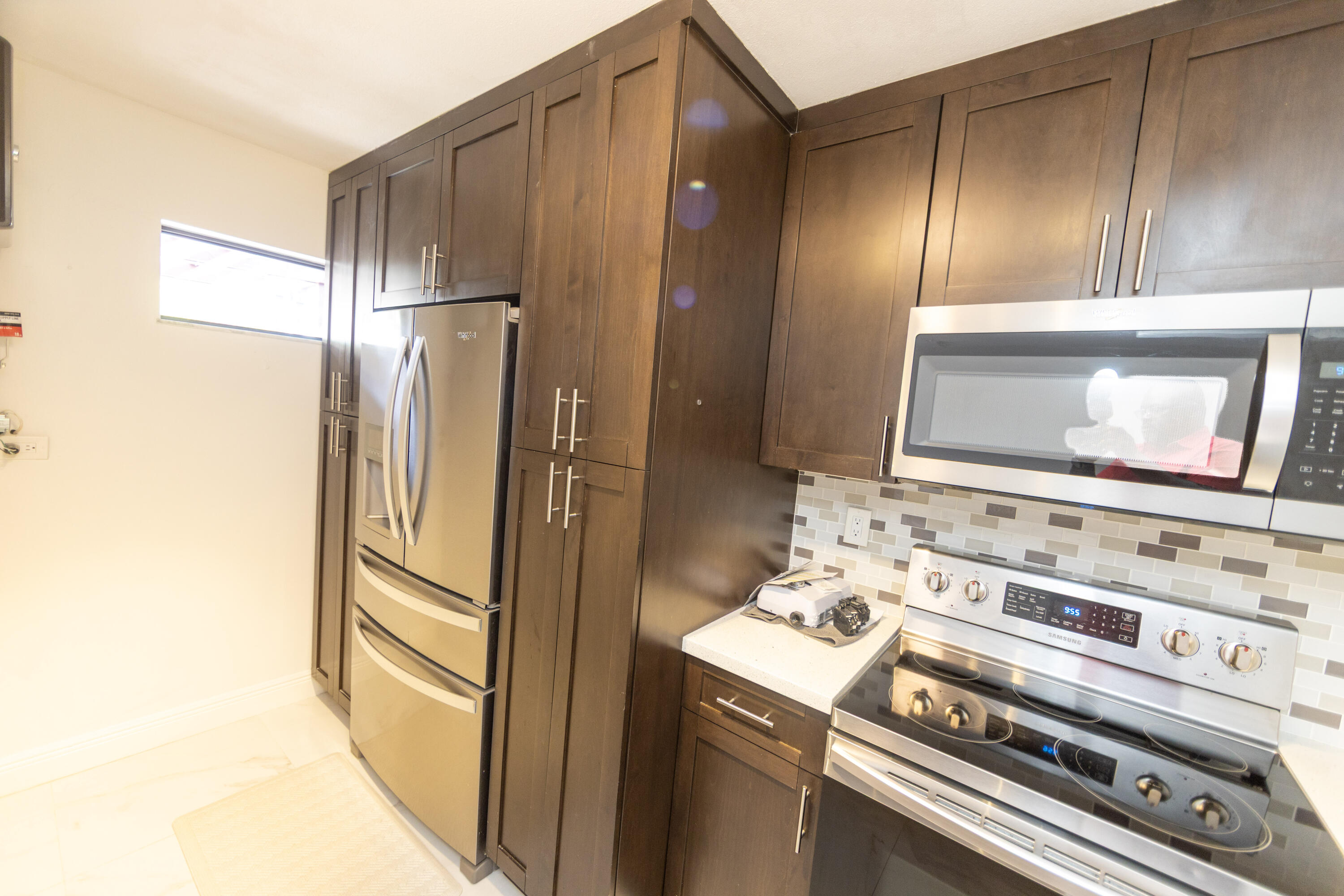 11060 S LAKEVIEW Drive 11060