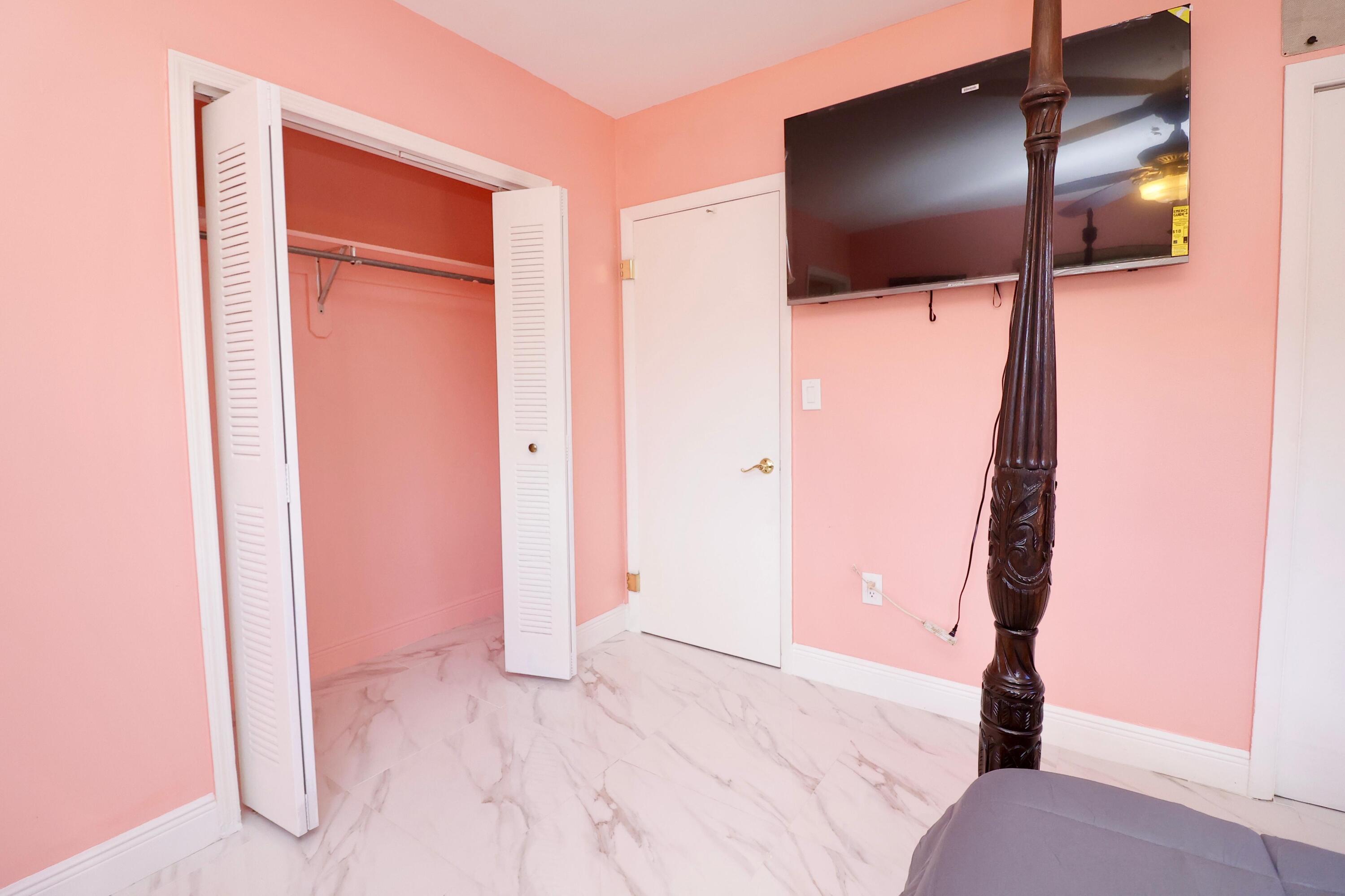 842 NE 154TH Street