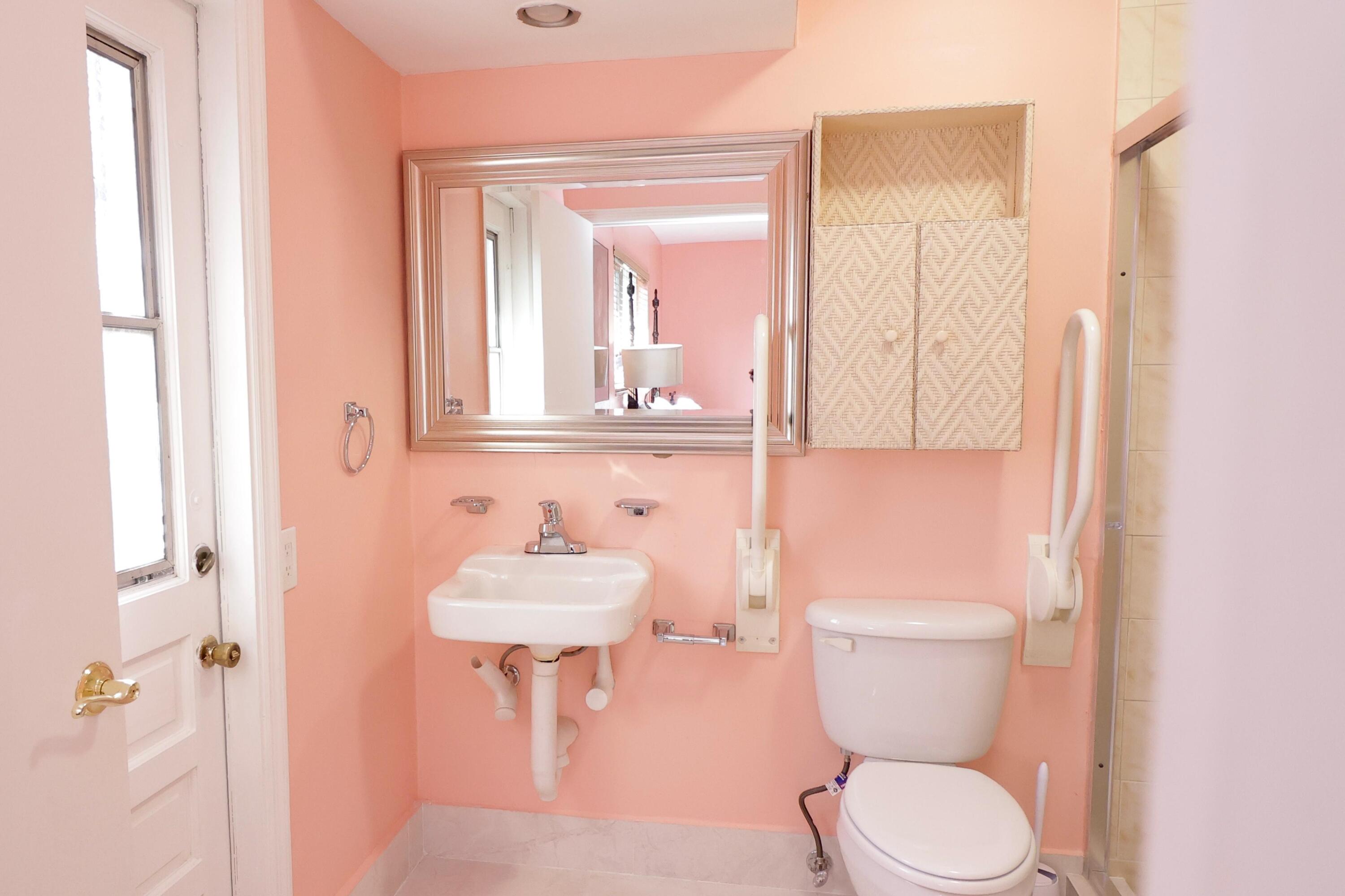 842 NE 154TH Street