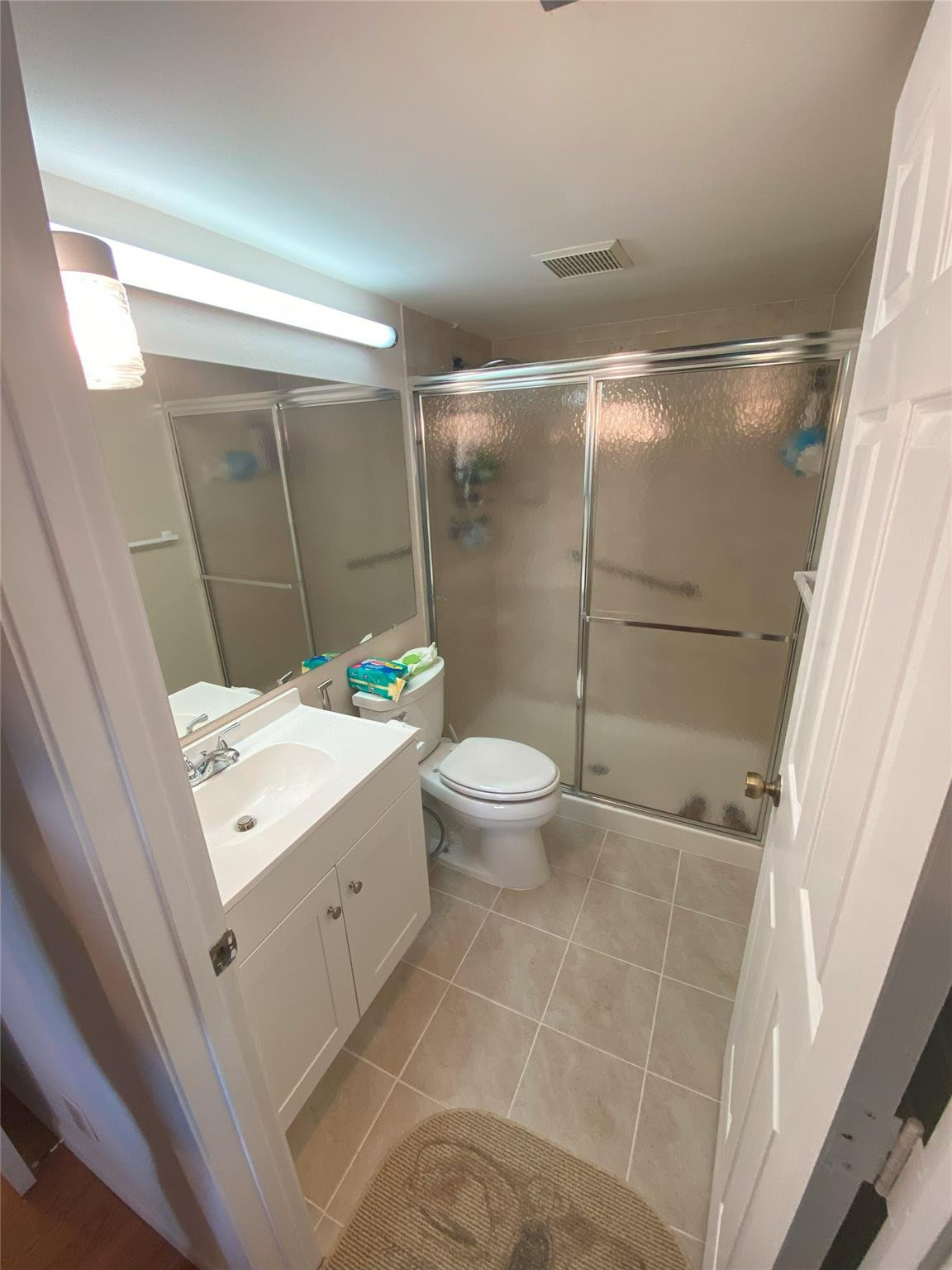 821 SKY PINE Way B2
