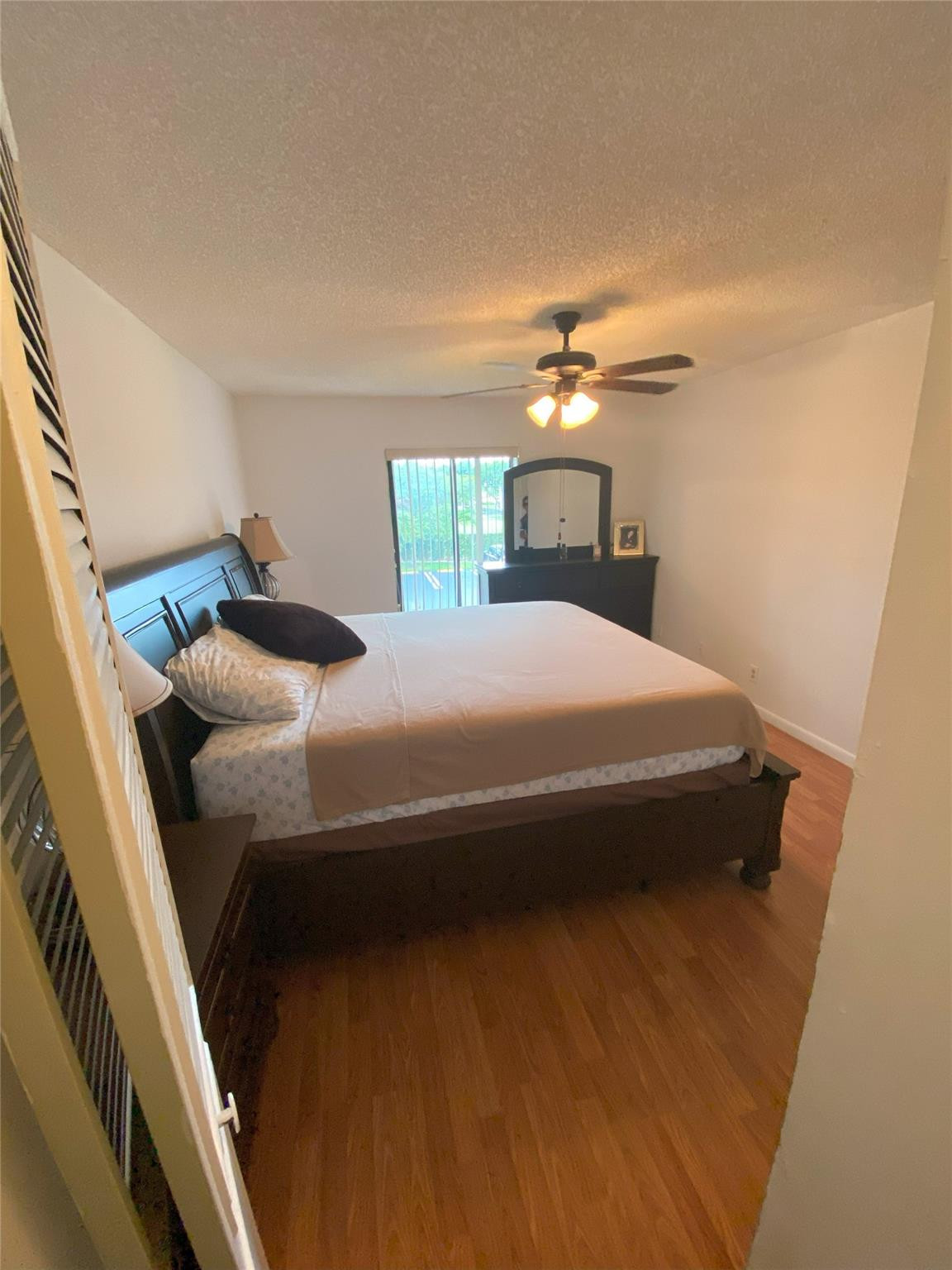 821 SKY PINE Way B2