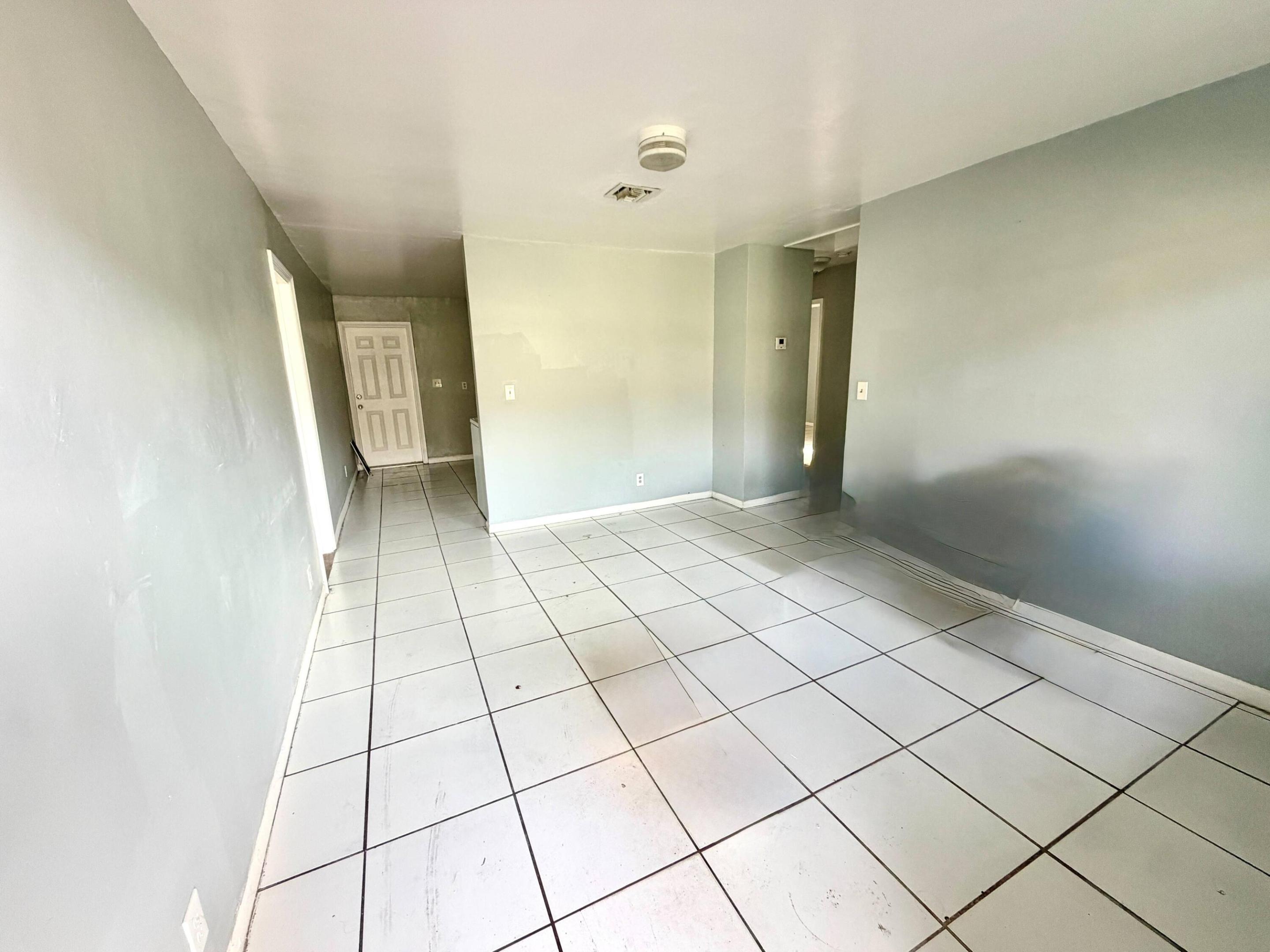 1132 NW 5TH Court 1A