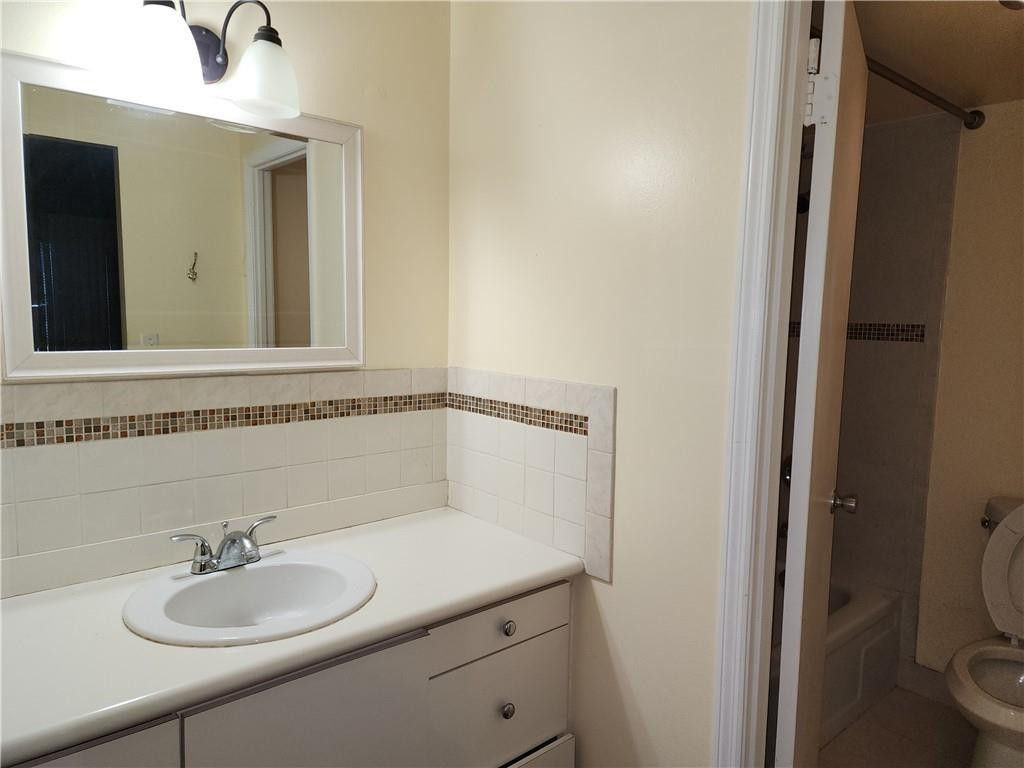 7001 Environ Blvd Unit: 604