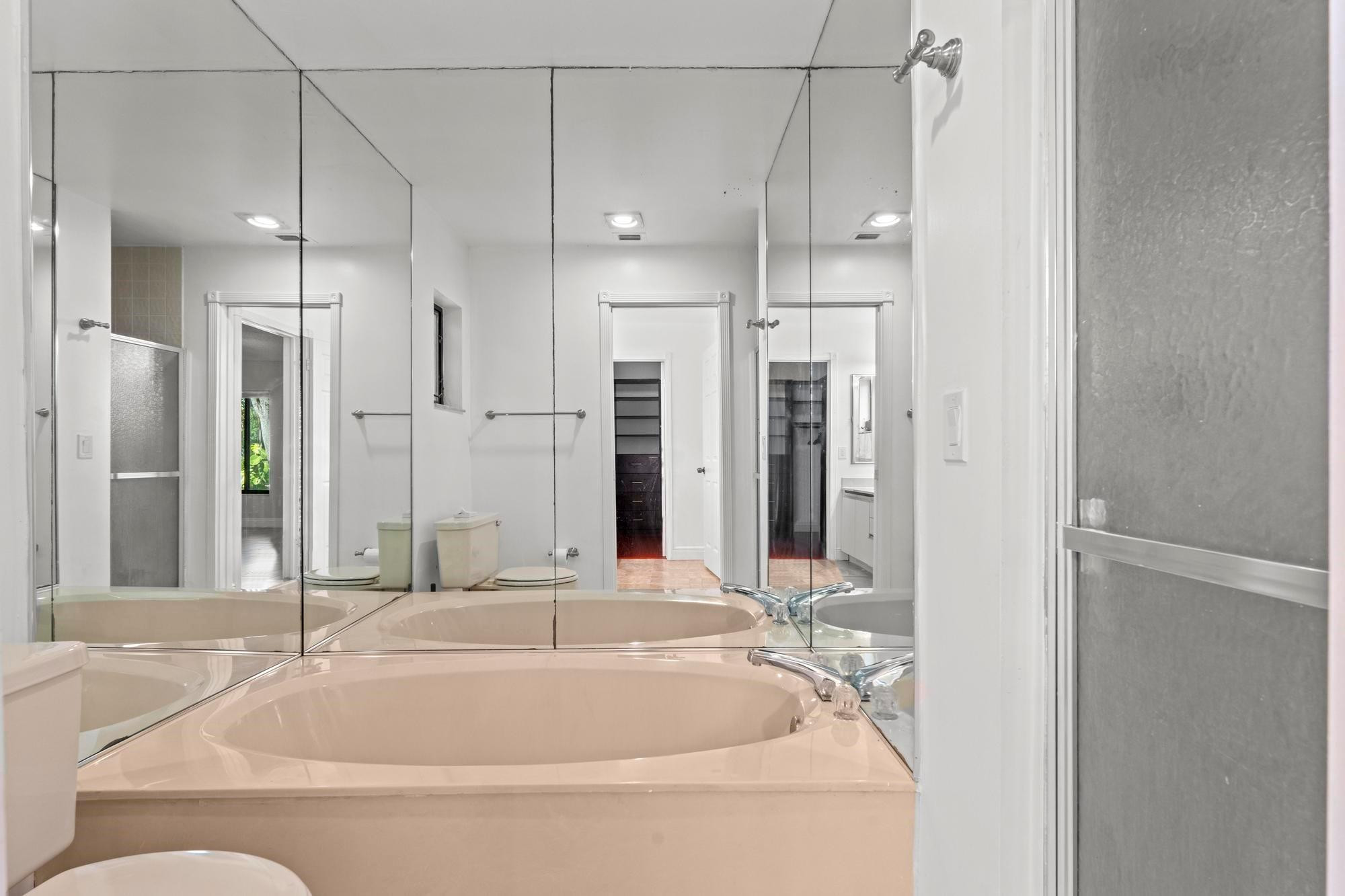 4673 Fountains Drive