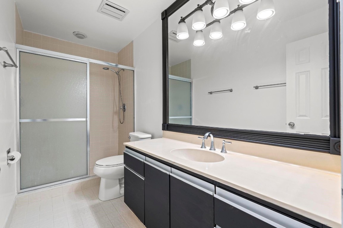 4673 Fountains Drive