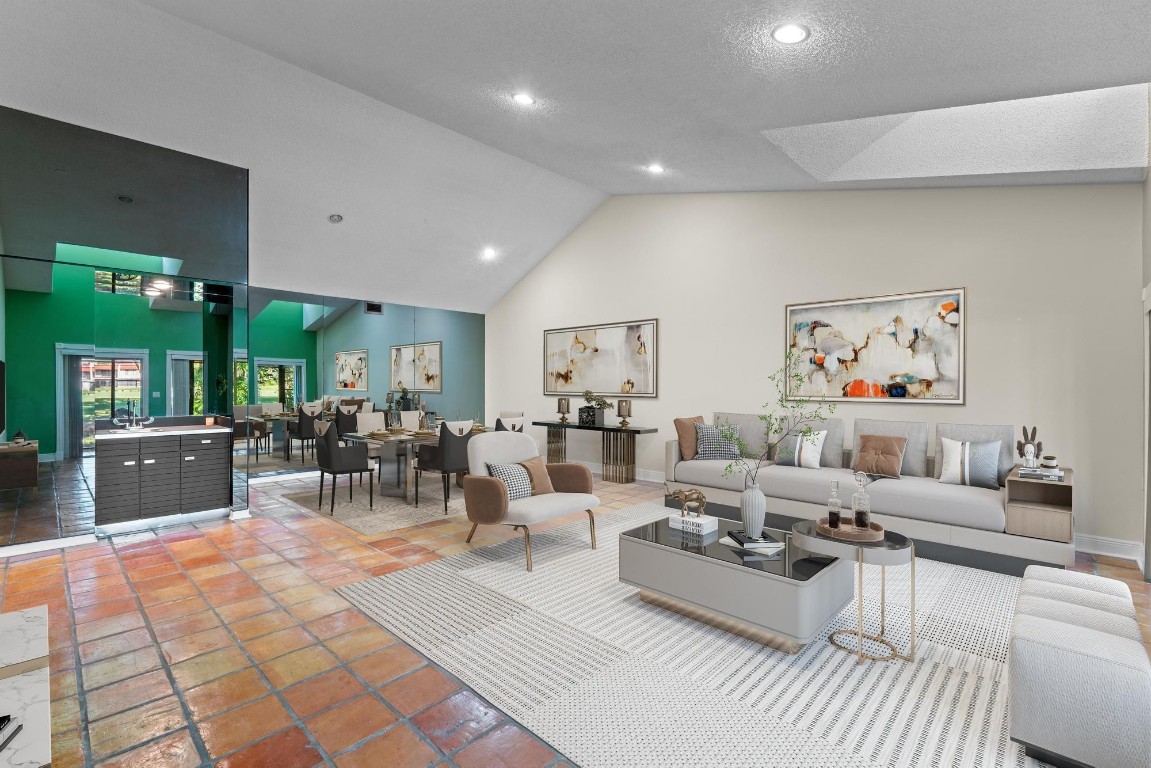 4673 Fountains Drive